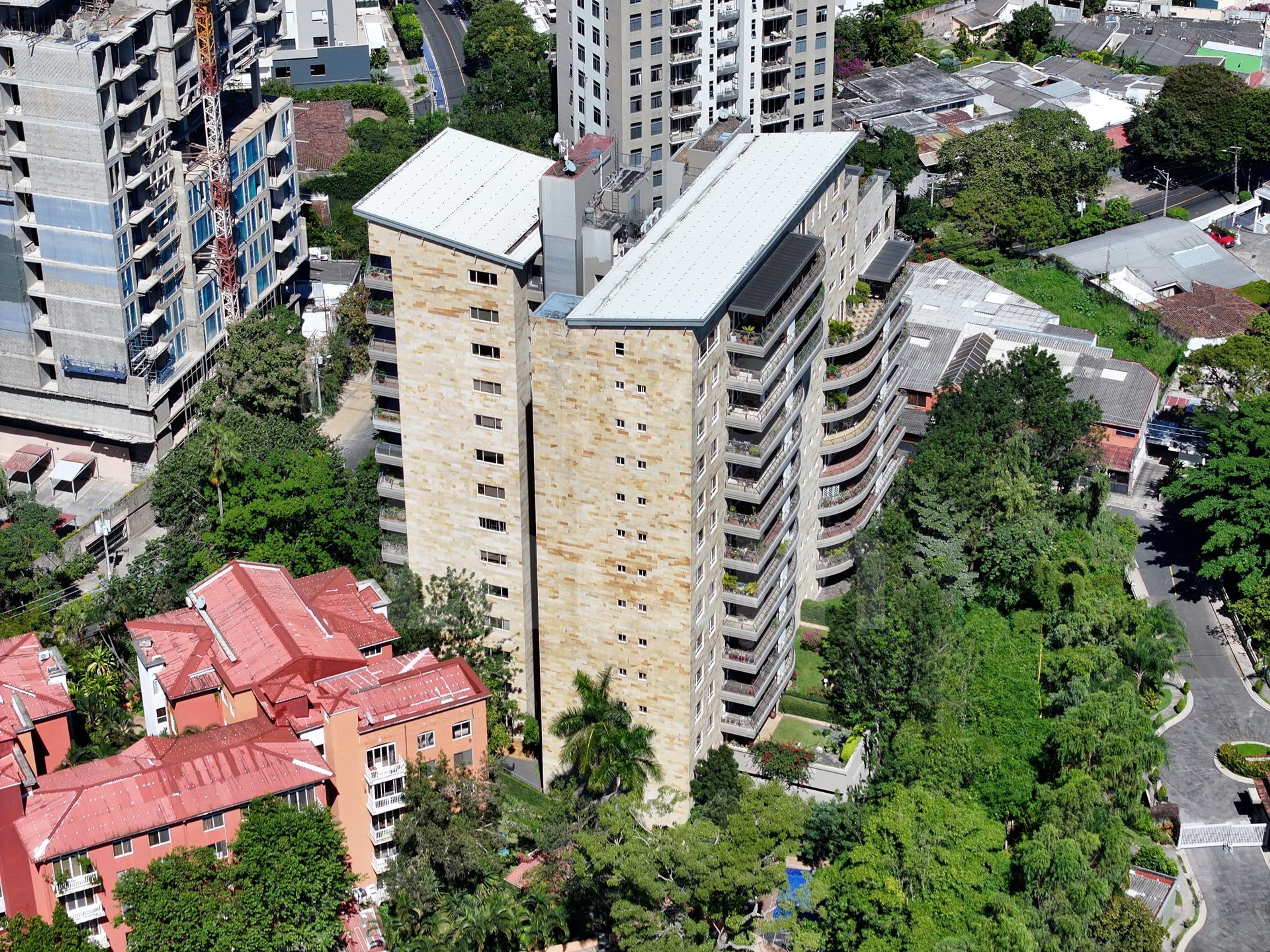 Condo 515 Avenida La Capilla