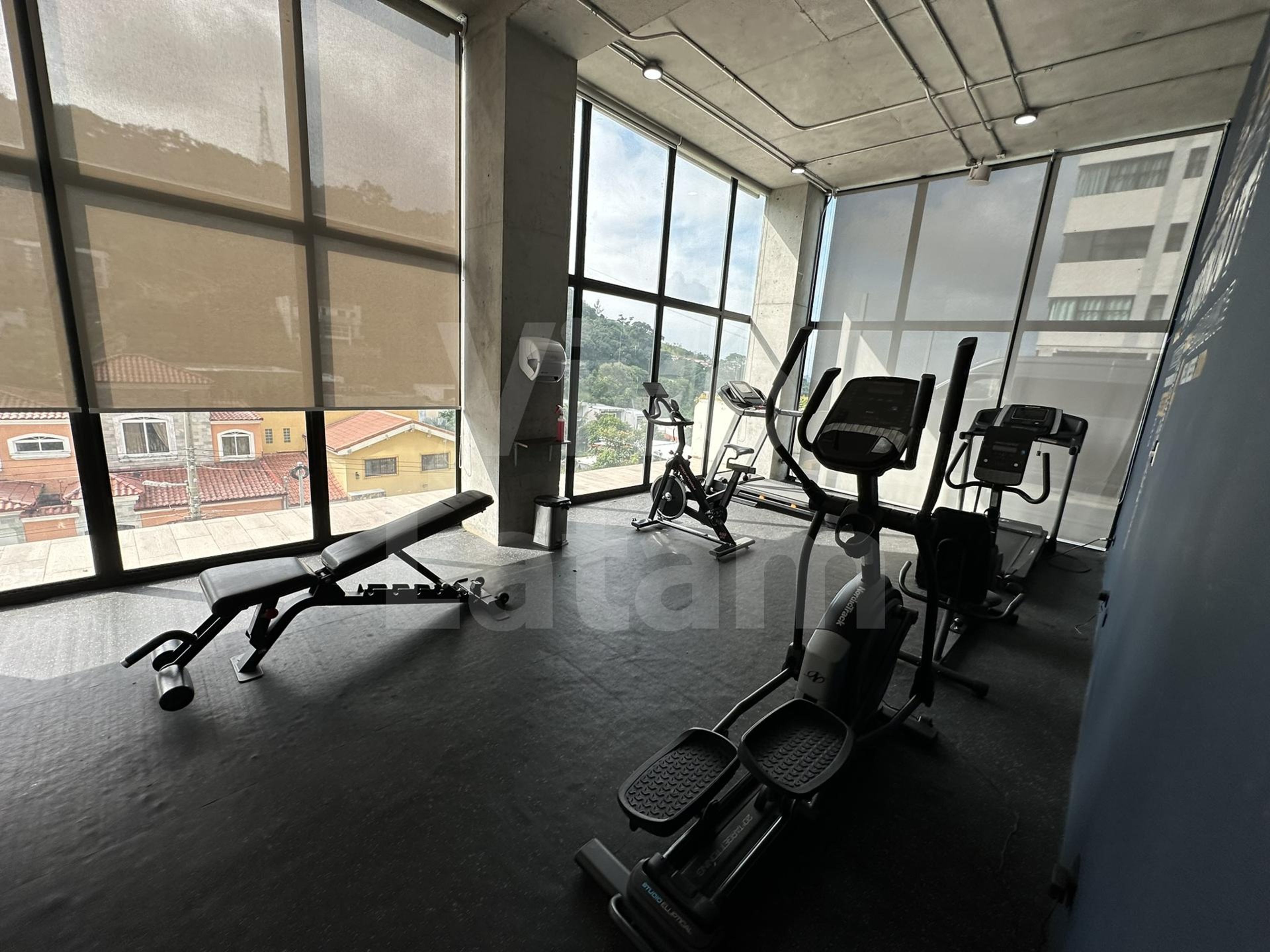 Park Tower — foto 10