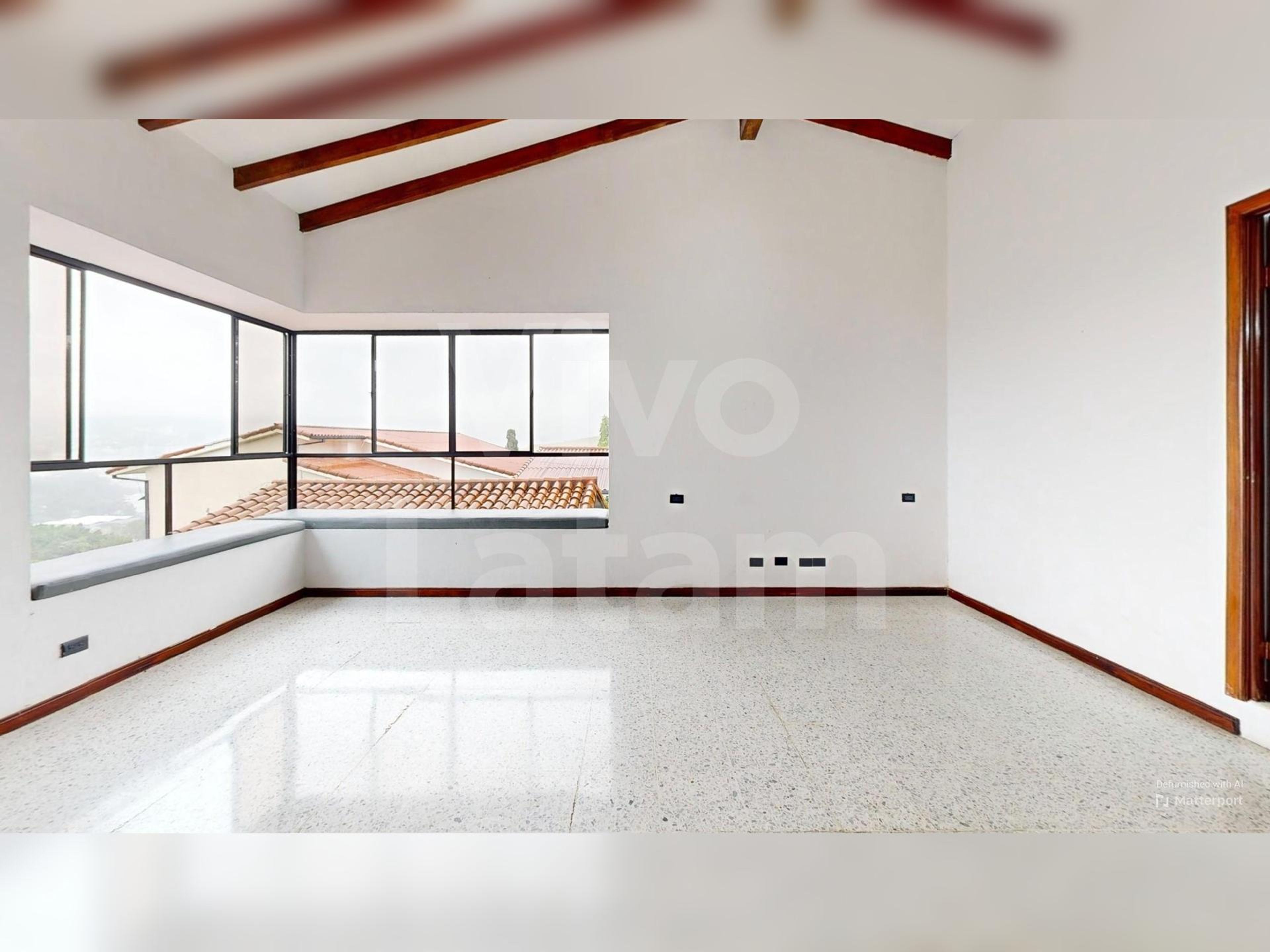Casa en venta y alquiler en Lomas de Altamira