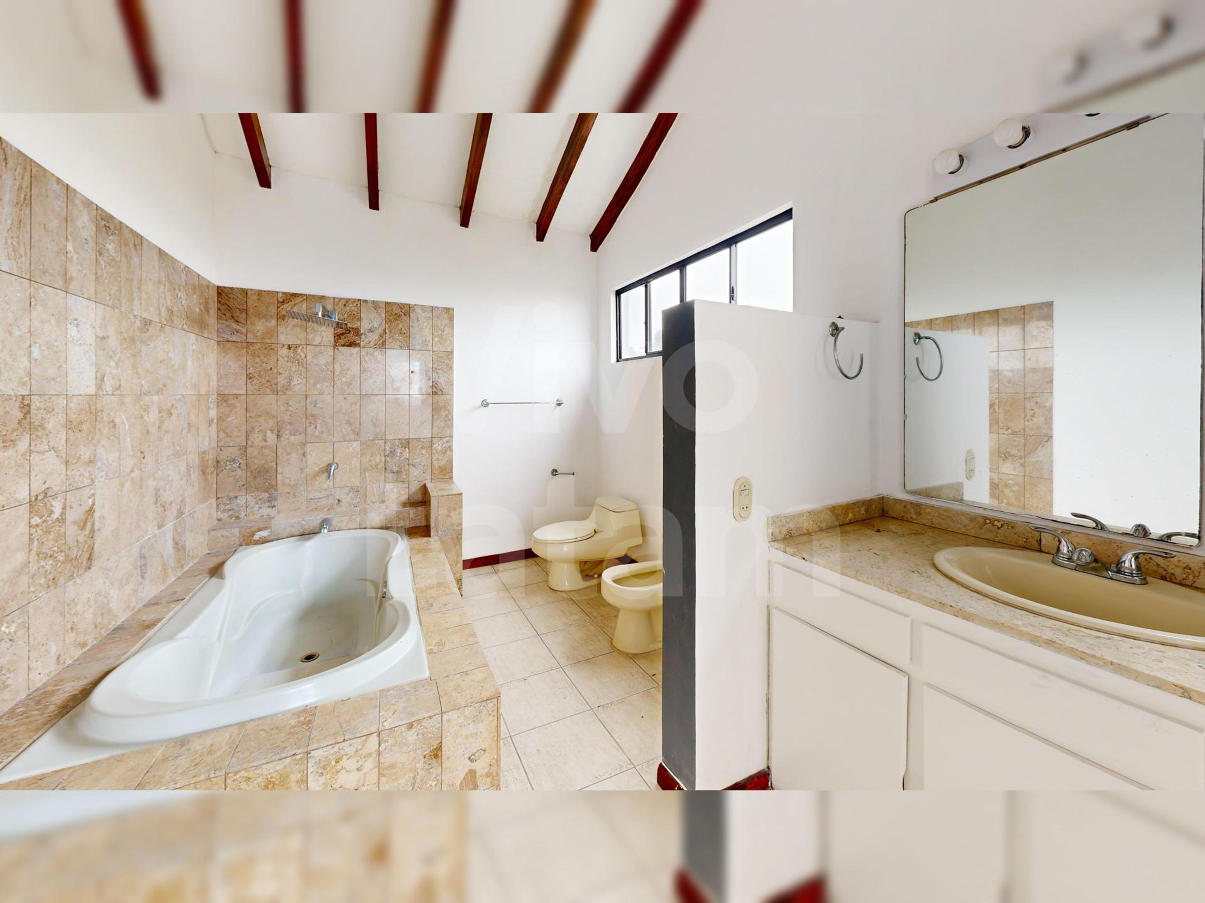 Casa en venta y alquiler en Lomas de Altamira