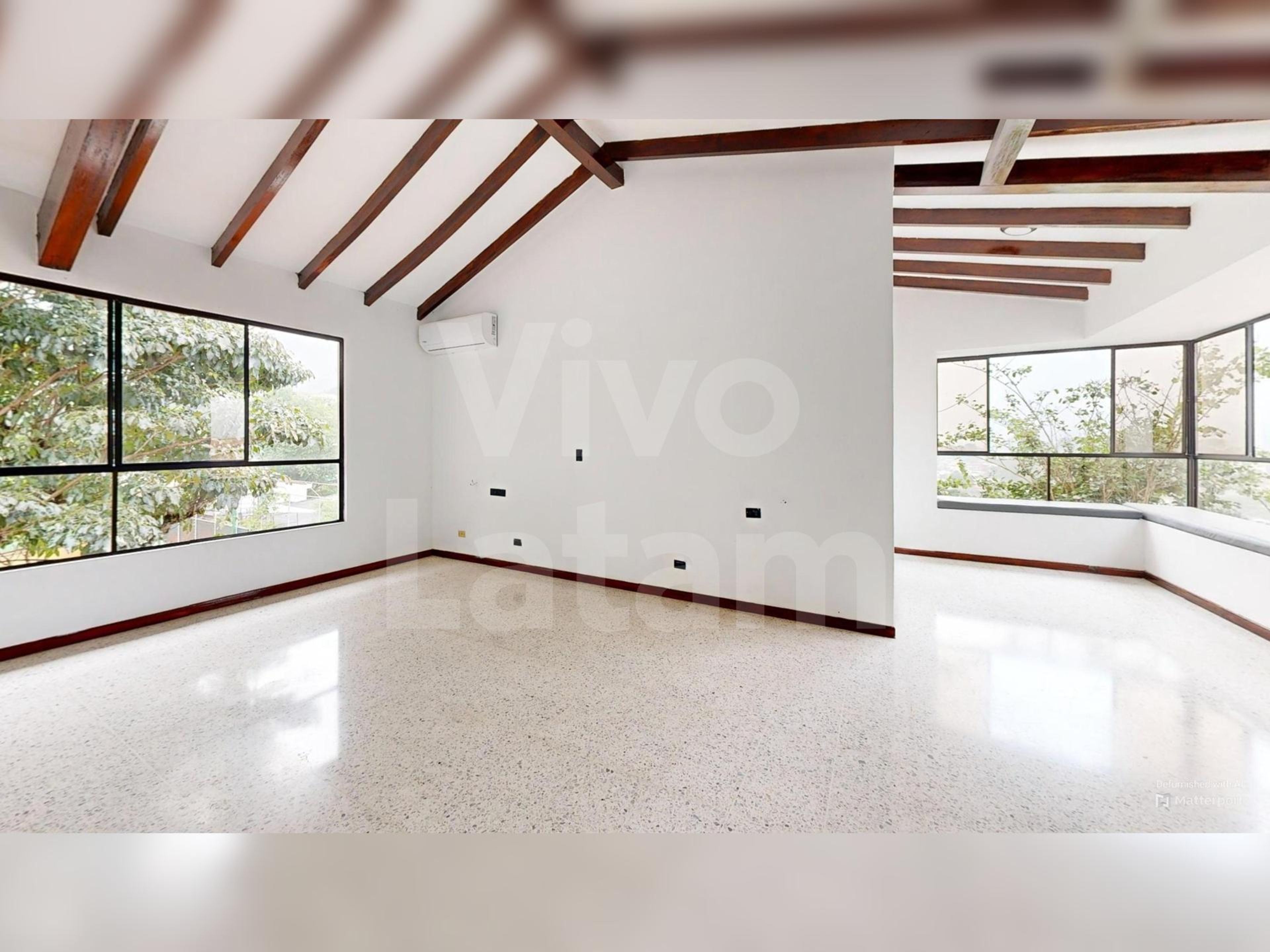 Casa en venta y alquiler en Lomas de Altamira