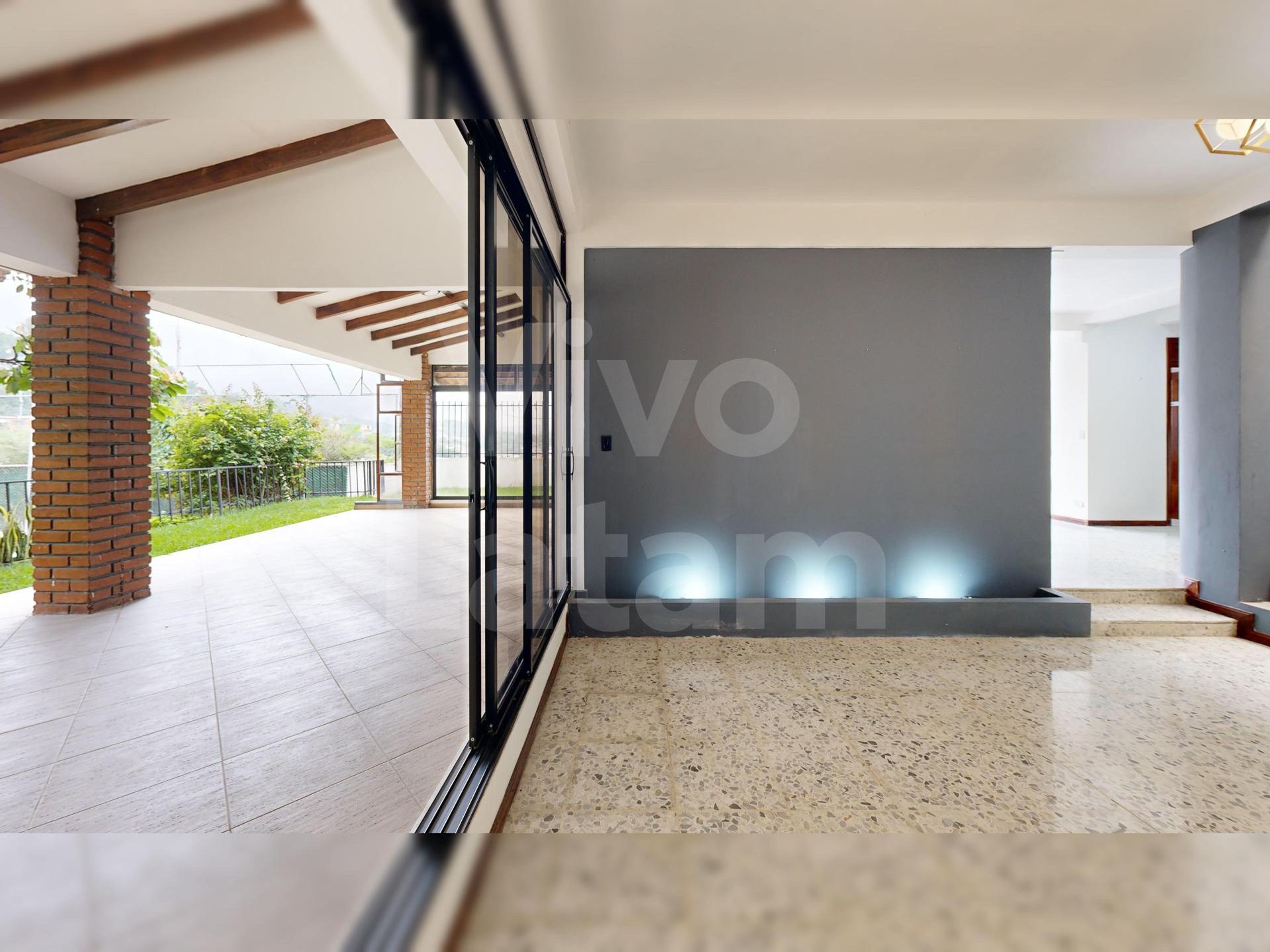 Casa en venta y alquiler en Lomas de Altamira