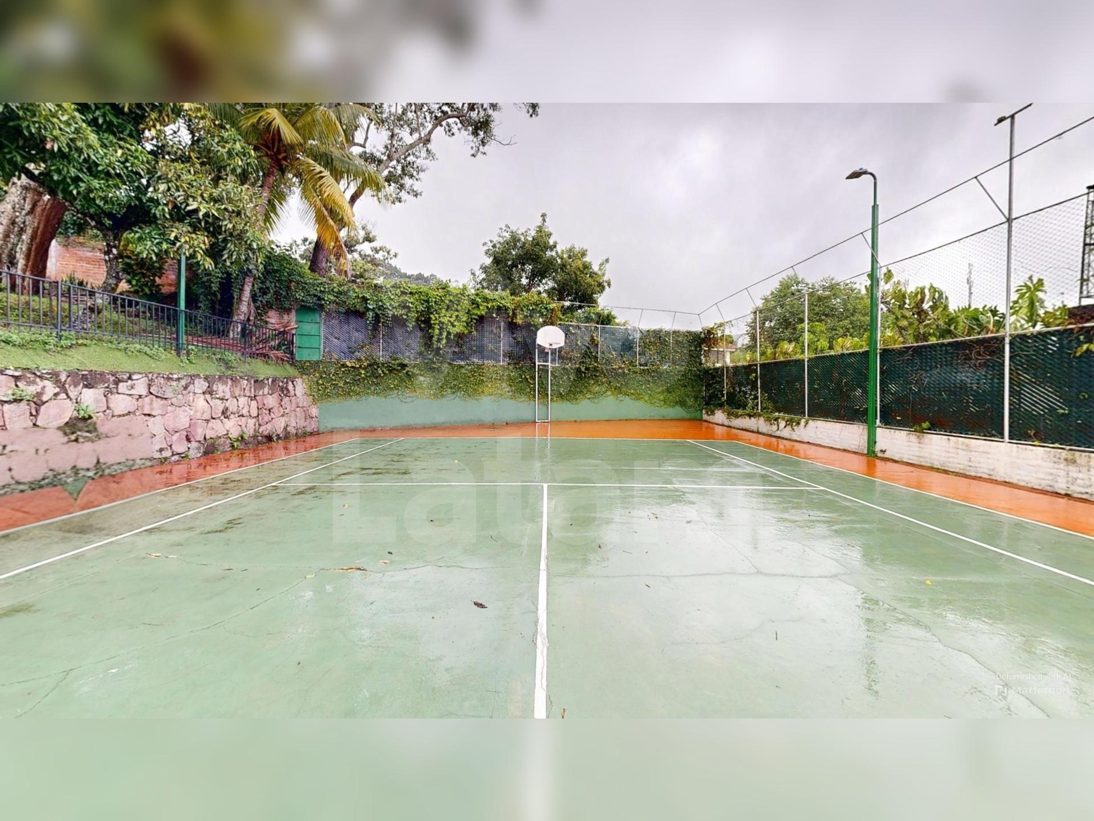 Casa en venta y alquiler en Lomas de Altamira