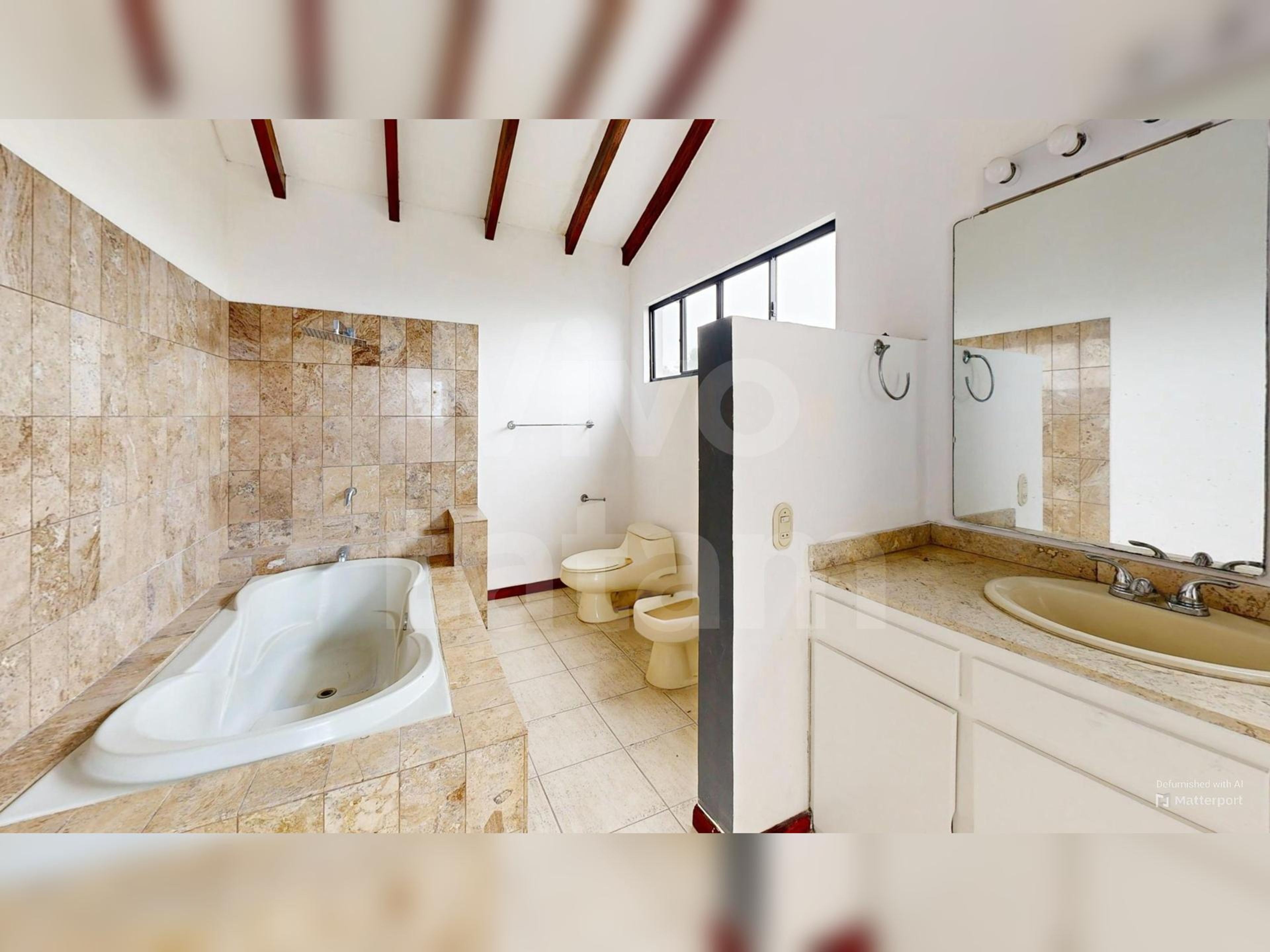 Casa en venta y alquiler en Lomas de Altamira