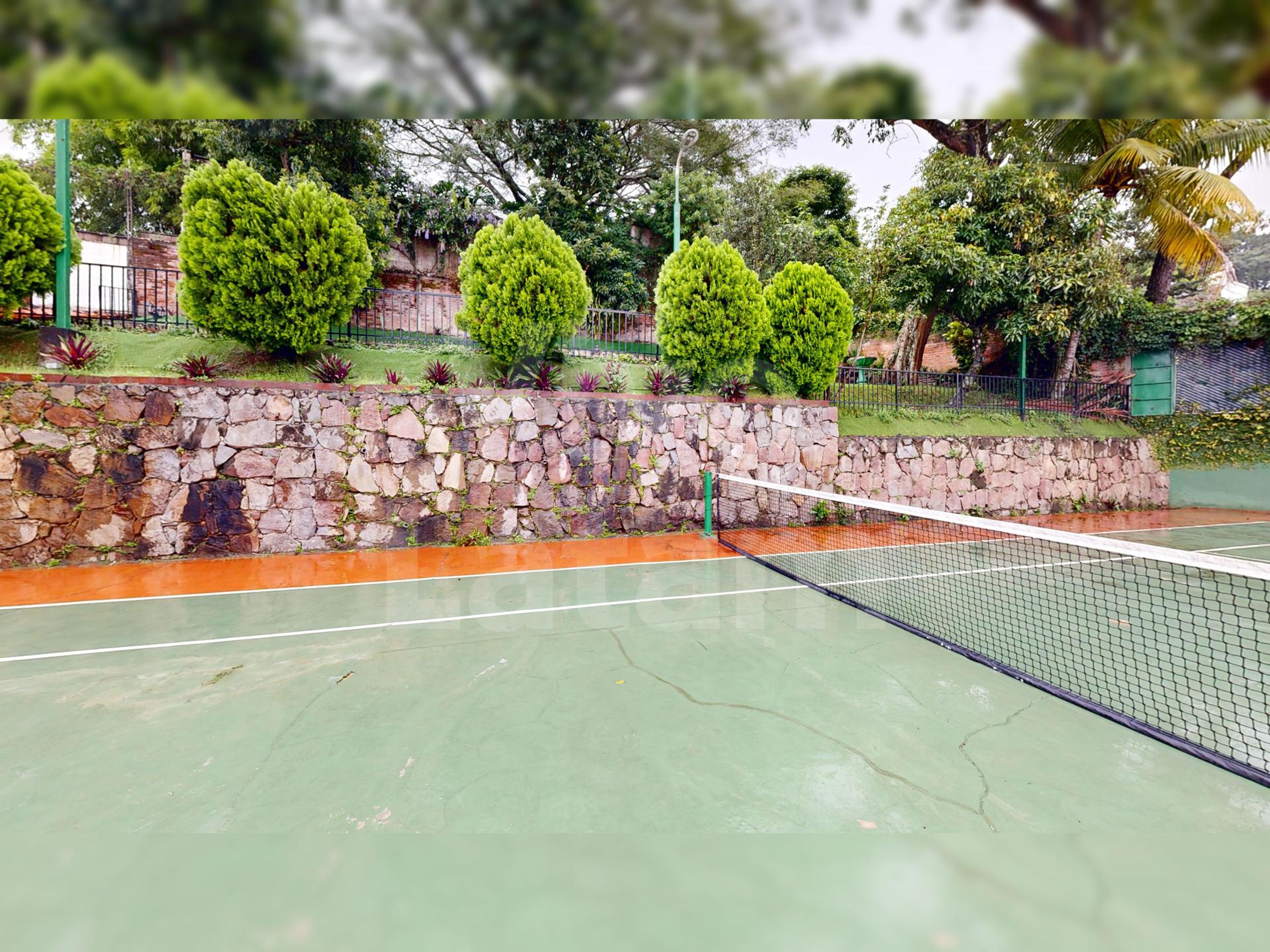 Casa en venta y alquiler en Lomas de Altamira