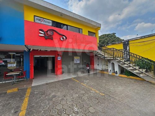 Inmuebles comerciales en alquiler en Santa Tecla