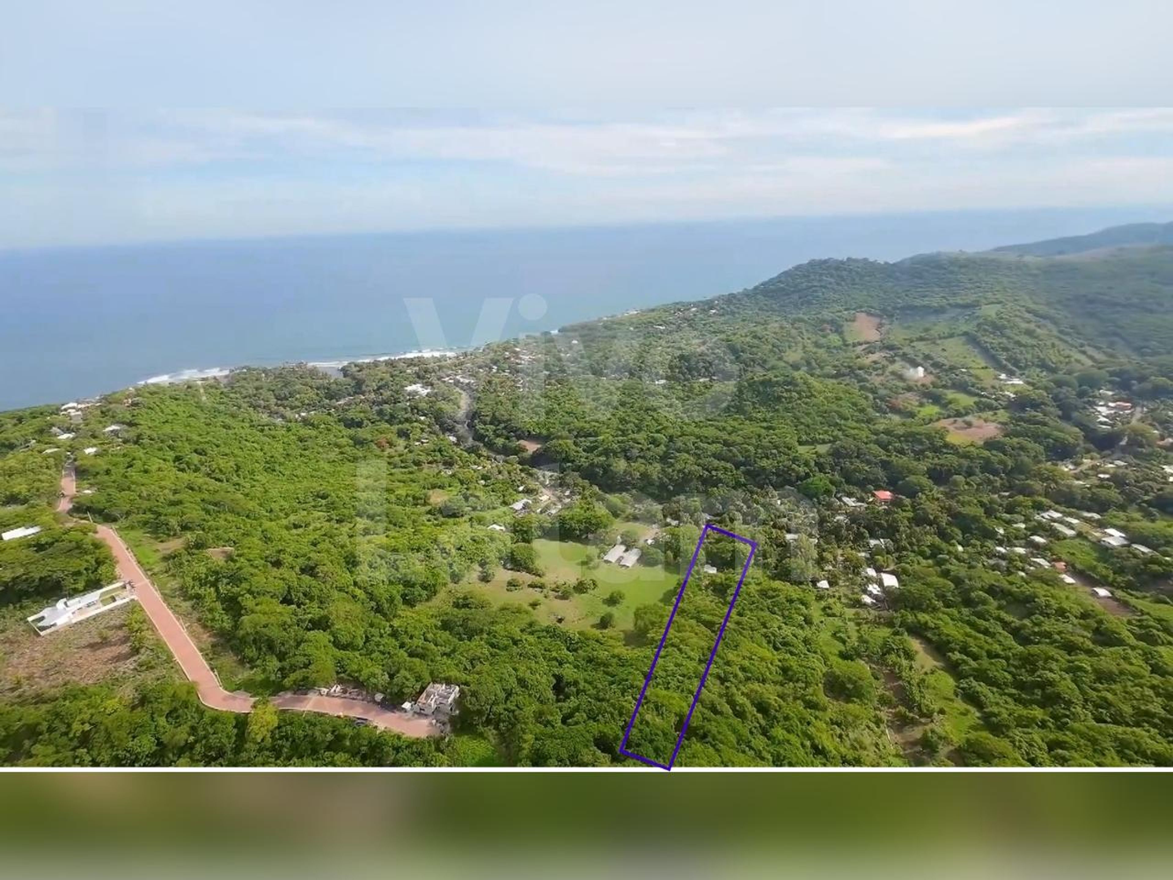 Residential lot for sale in Tamanique