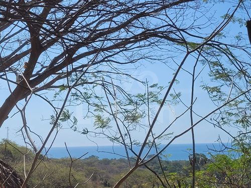Residential lot for sale in Tamanique