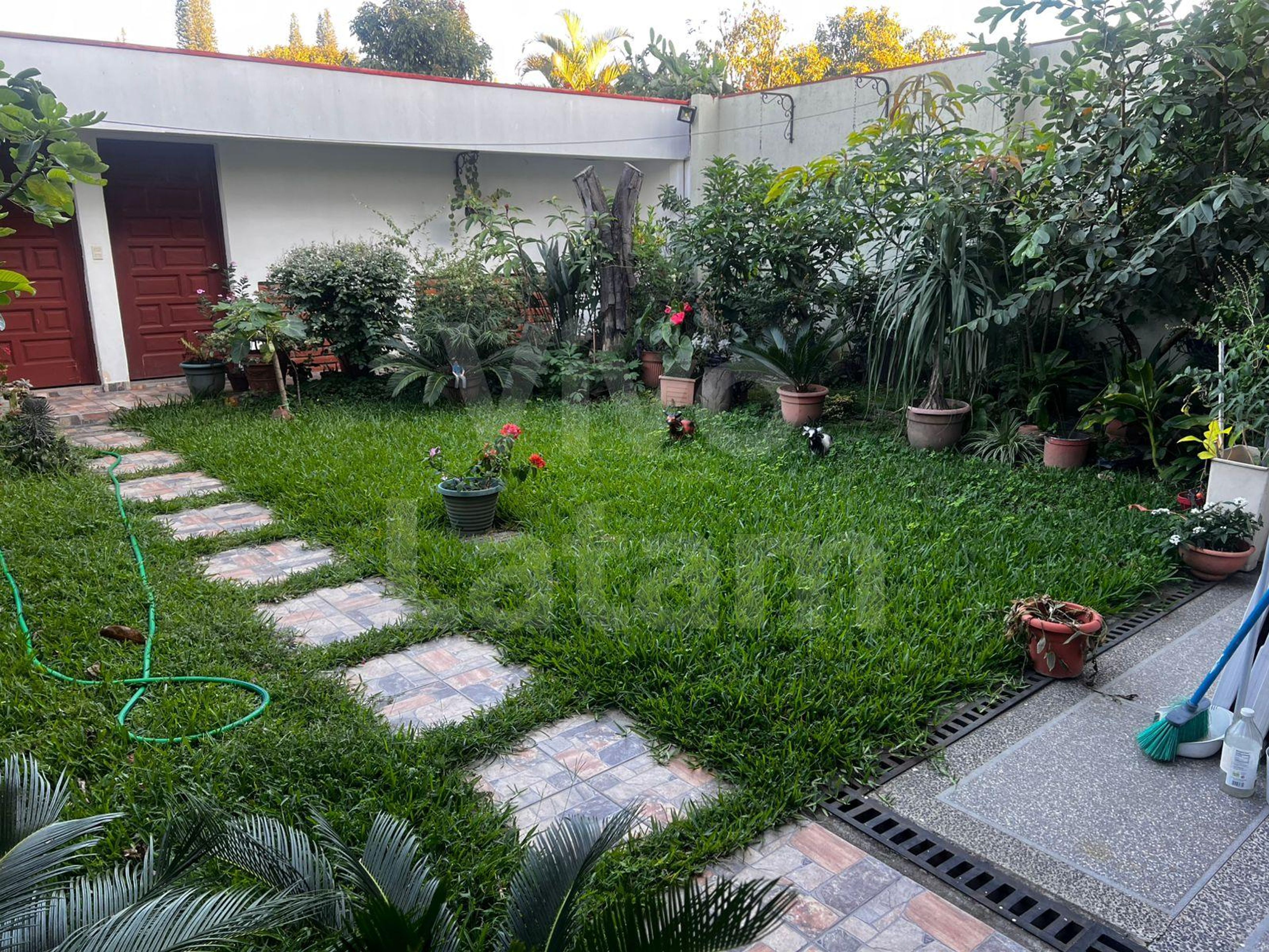 Casa en alquiler en Santa Tecla