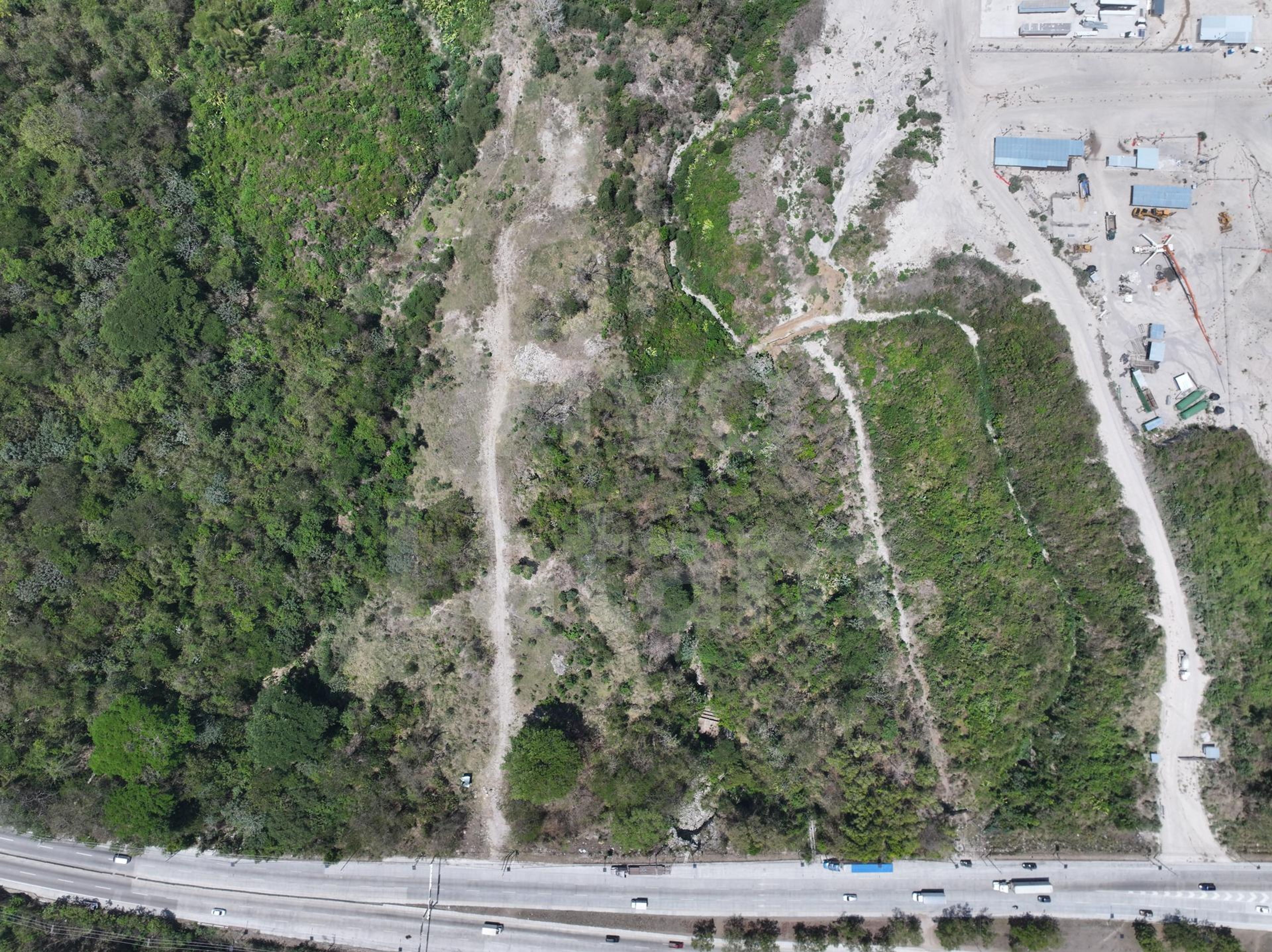 Industrial land for sale in Parque Industrial Apachulco