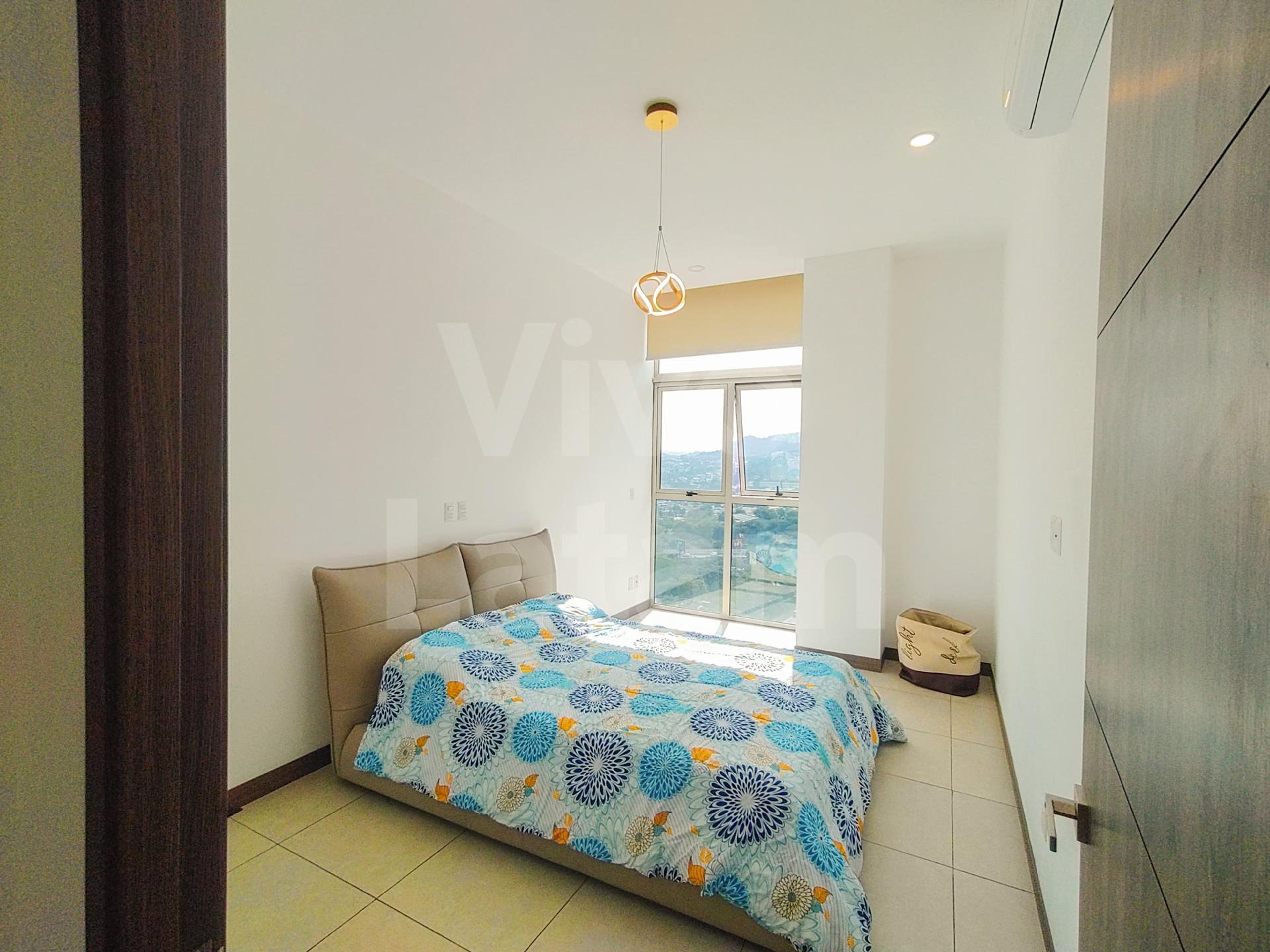 Apartment for rent in Torres Puerta del Alma