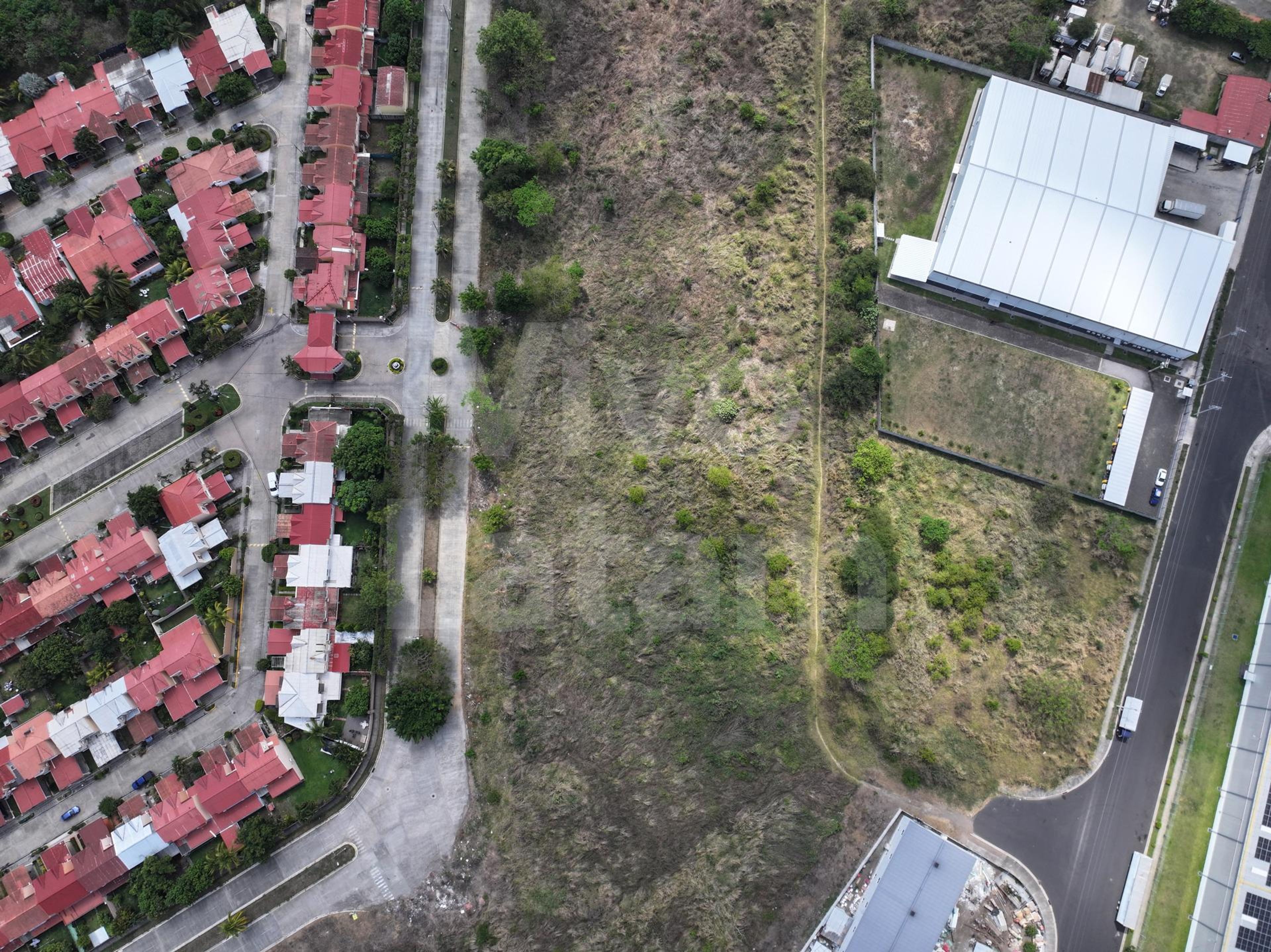 Industrial land for sale in Industrial Intercomplex Park