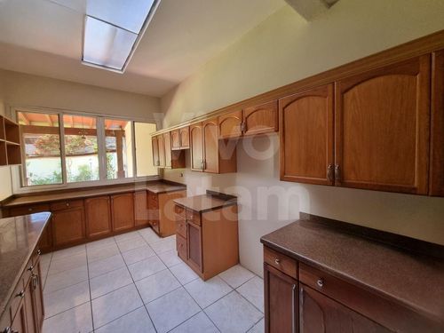 Home for sale in Santa Elena