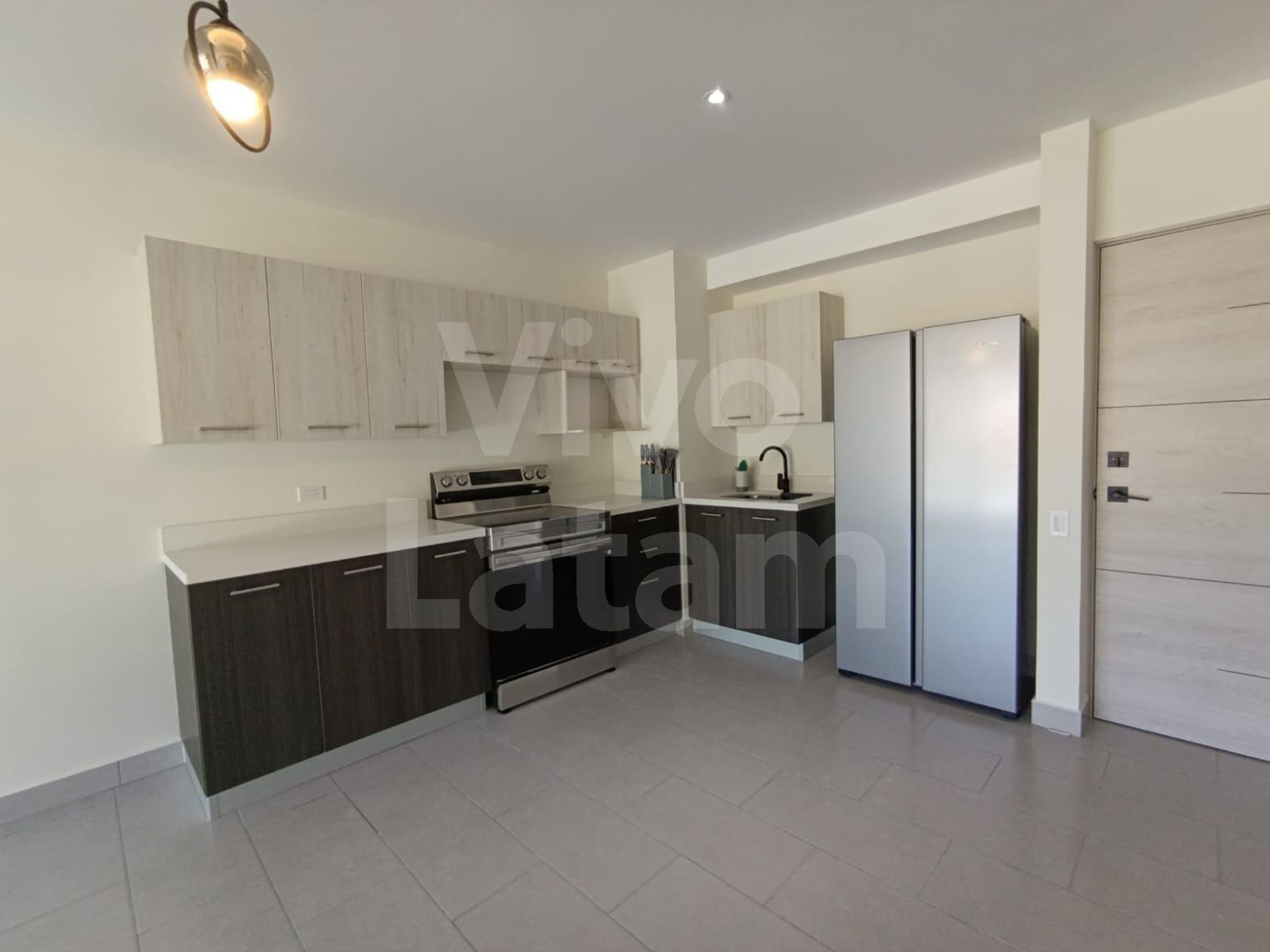 Apartamento en alquiler en Colonia Escalón