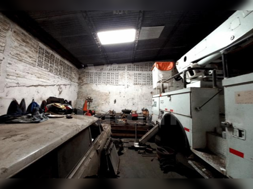 Warehouse for sale in Santa Ana