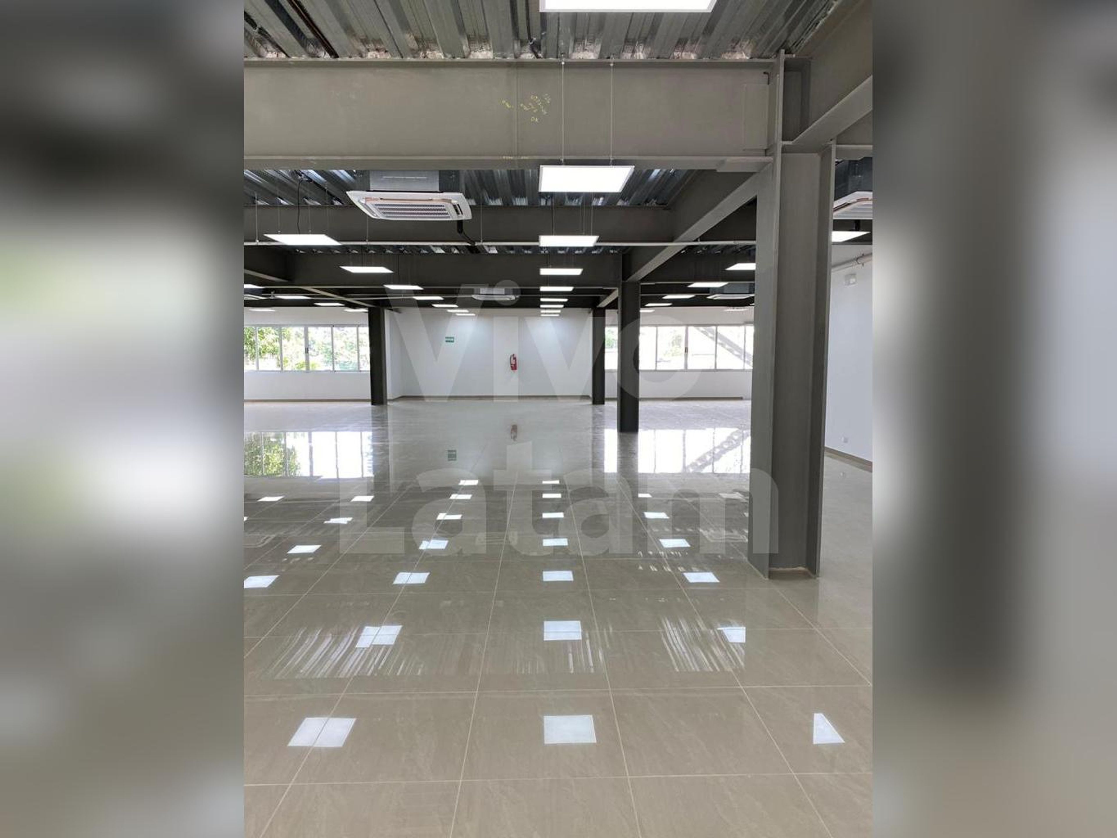 Edificio commercial en alquiler en Colonia La Mascota