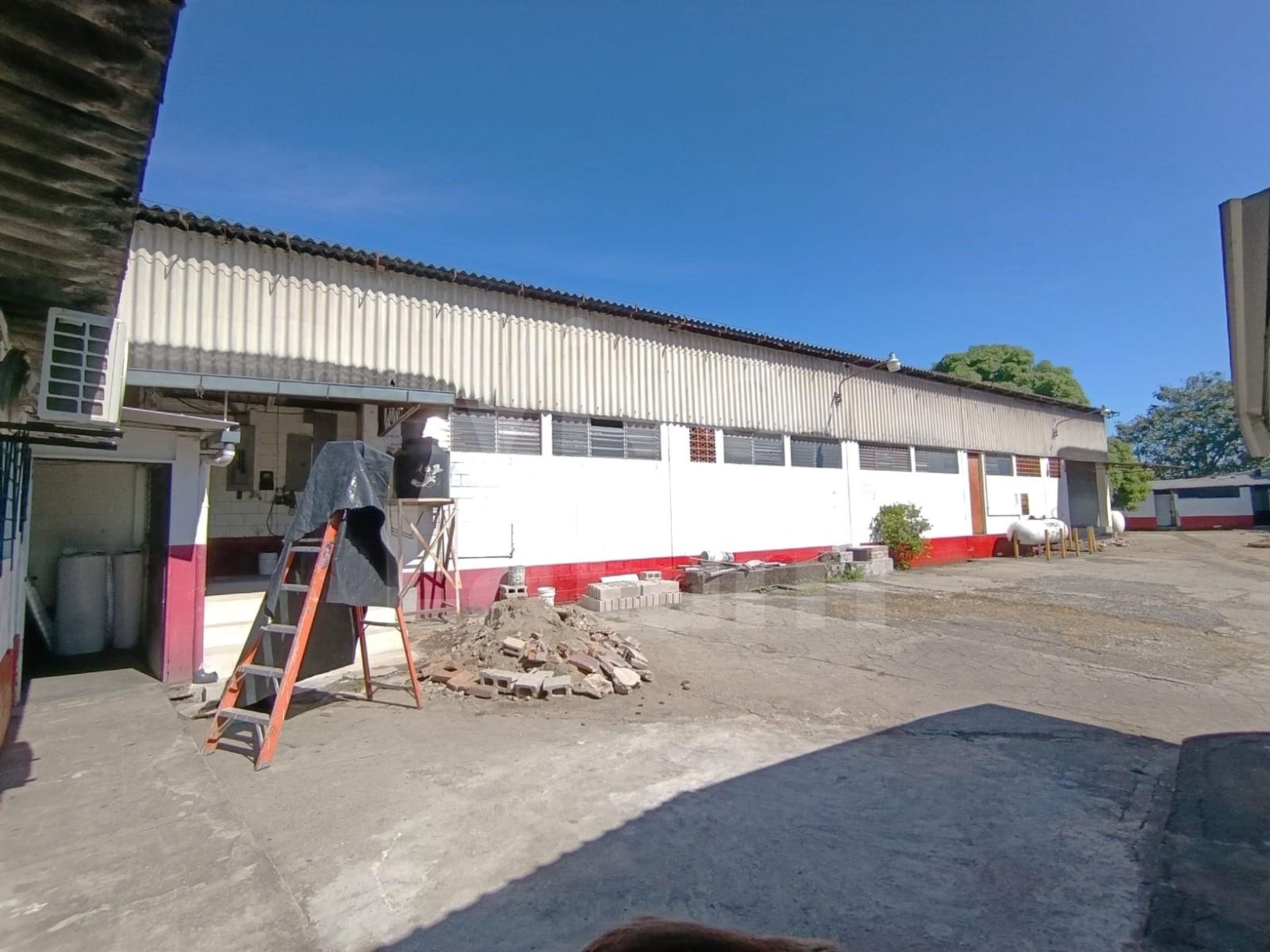 Retail property for rent in San Salvador