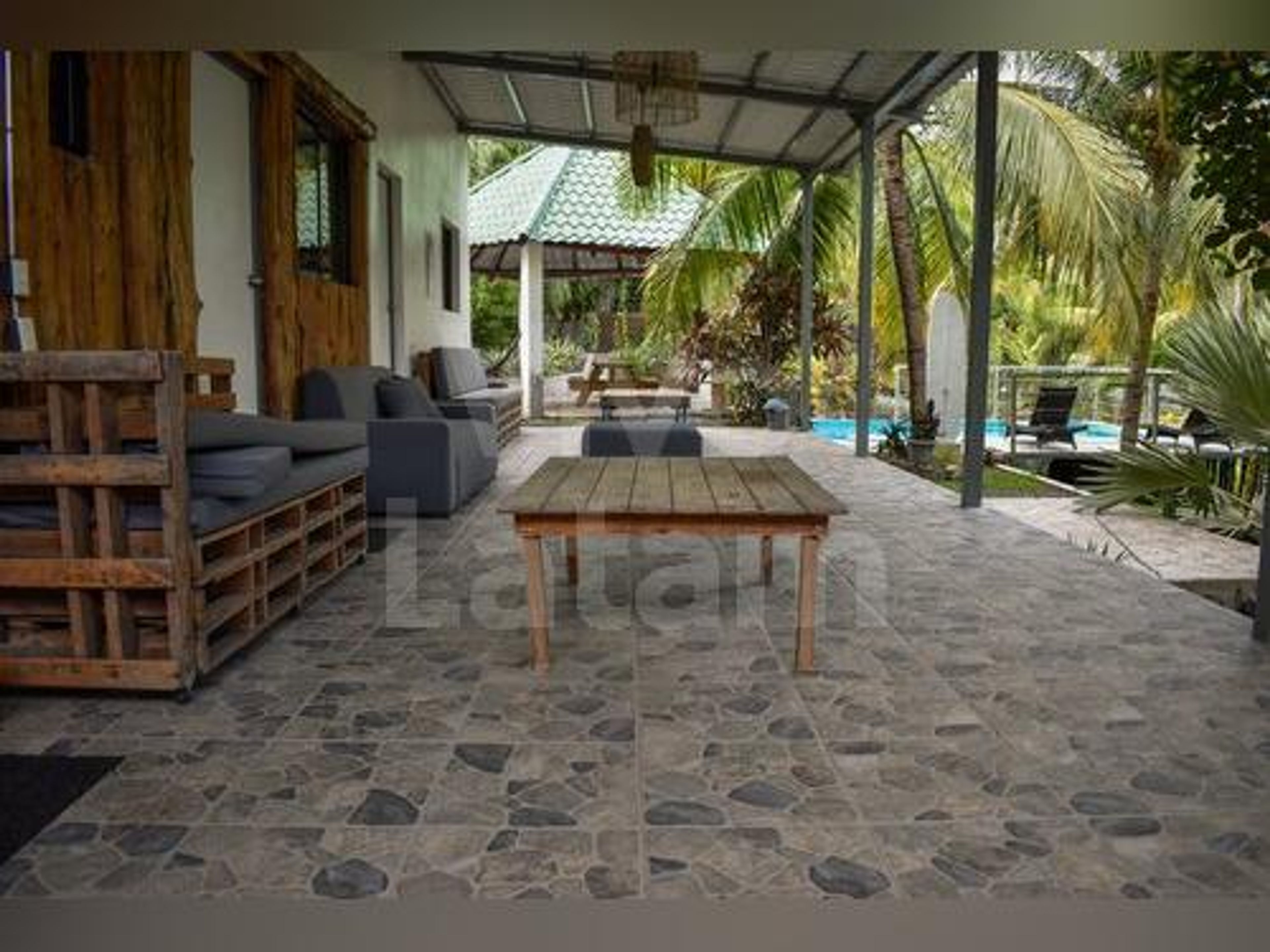 Home for sale in Tamanique