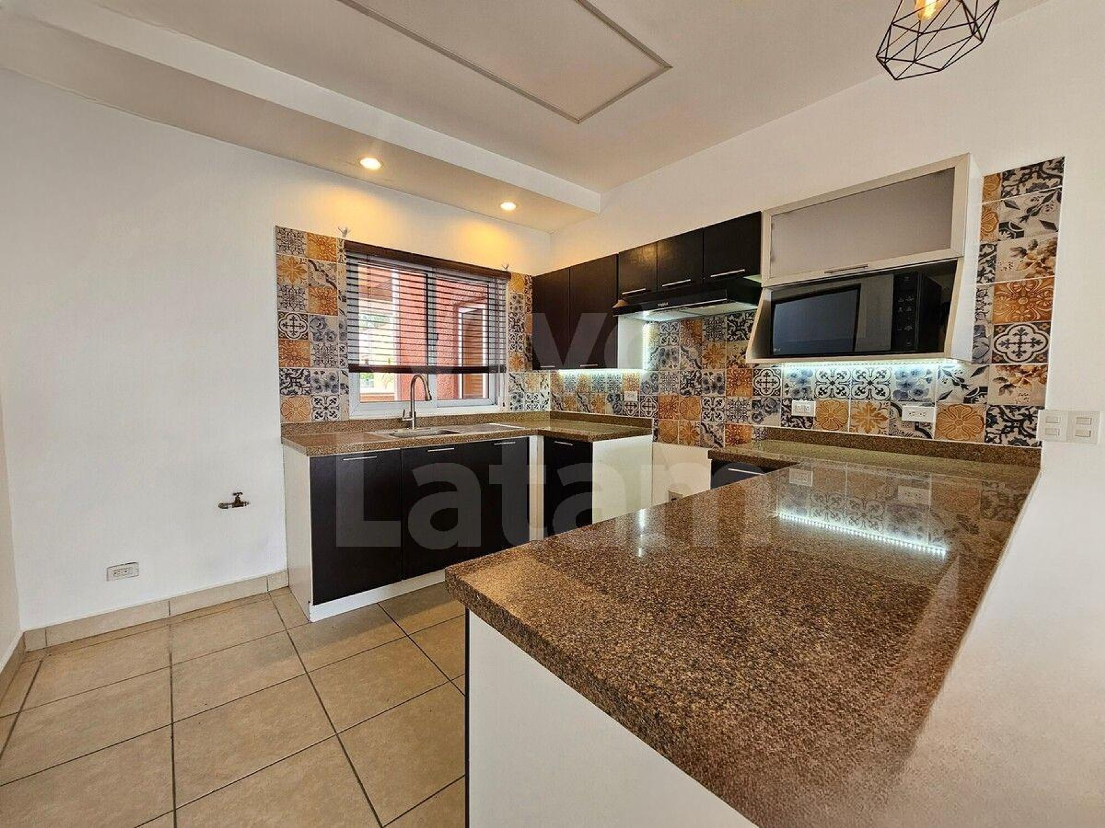 Apartamento en alquiler en Condominio Las Nubes