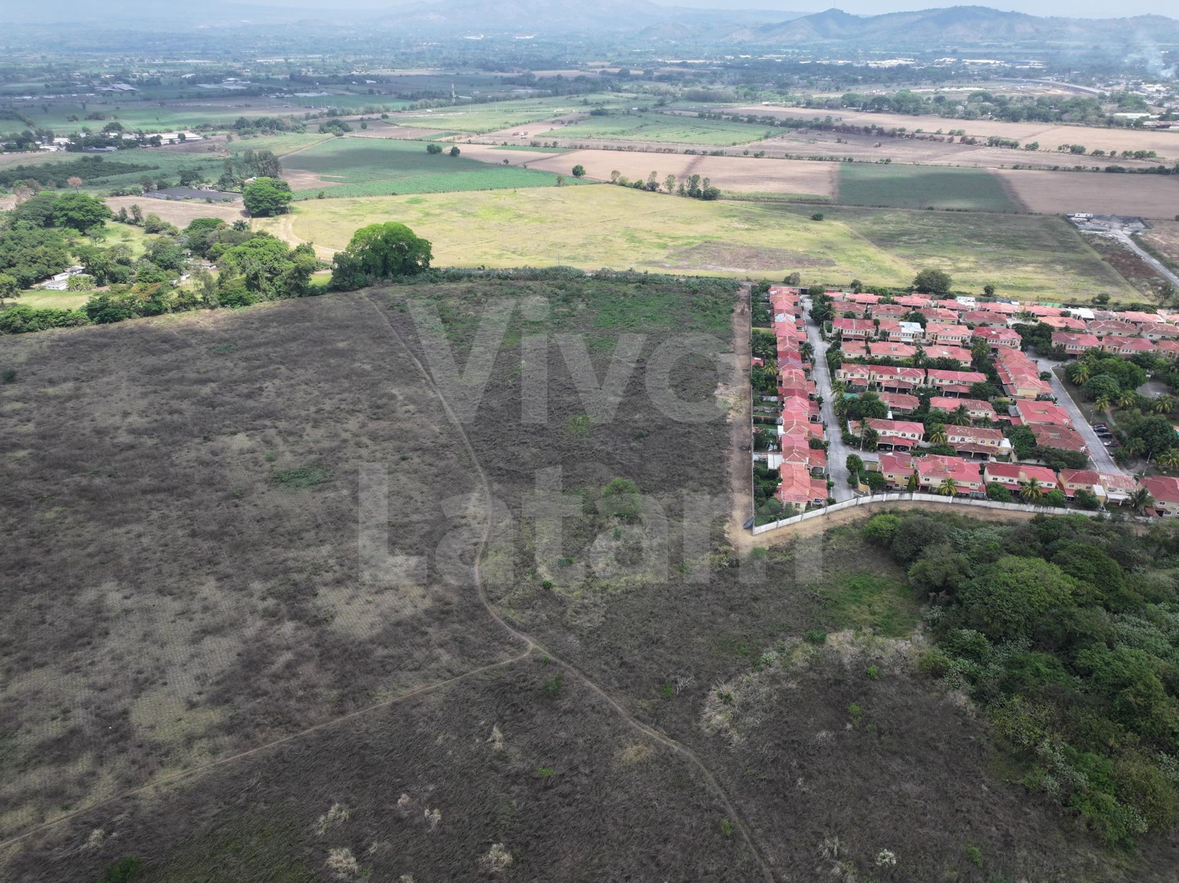 Industrial land for sale in Industrial Intercomplex Park