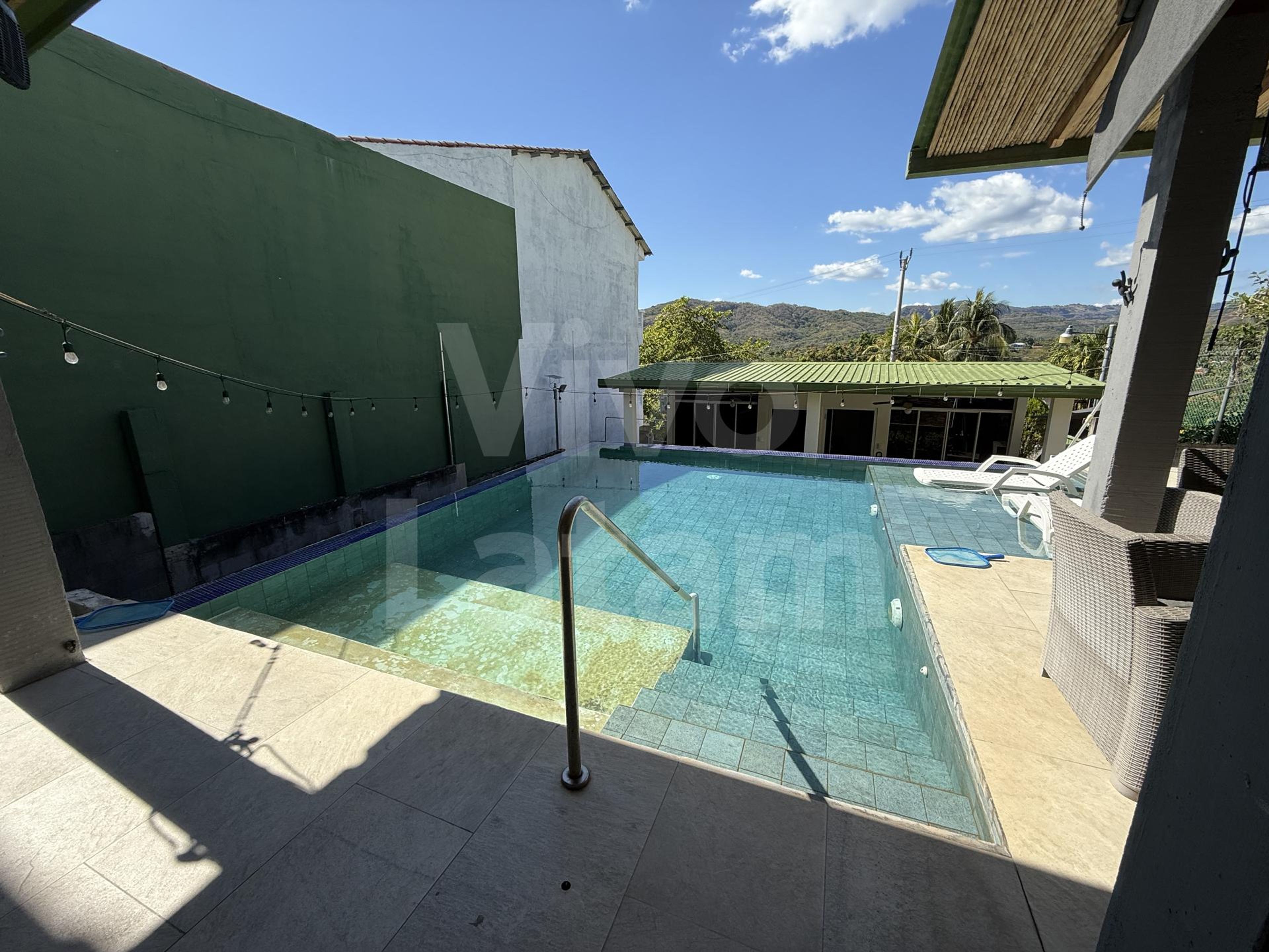 Beach home for sale in Atami