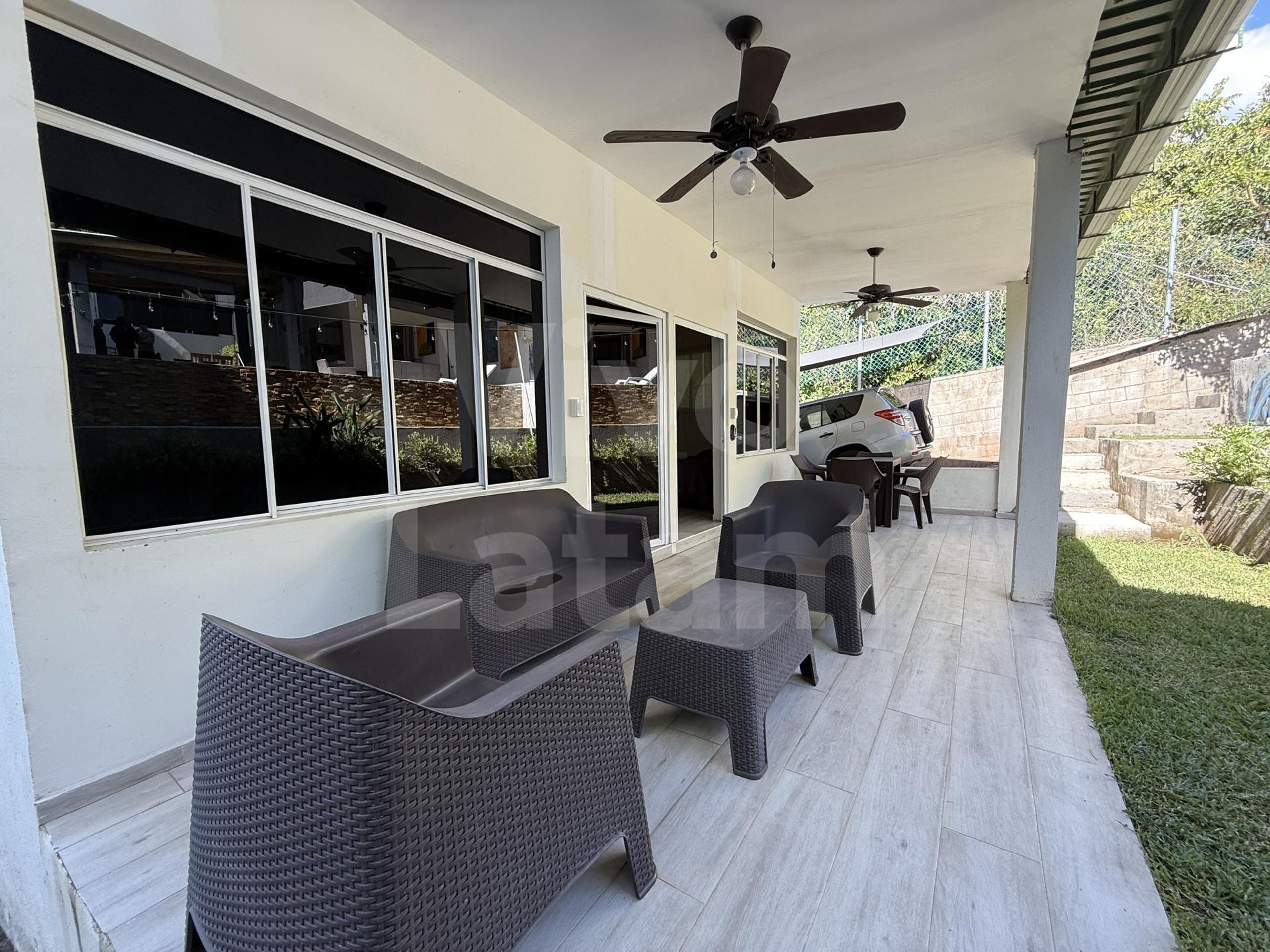 Beach home for sale in Atami