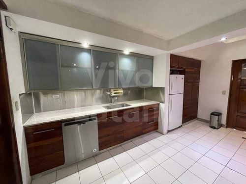 Casa familiar en venta en Residencial Lomas de San Francisco