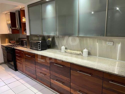 Casa familiar en venta en Residencial Lomas de San Francisco