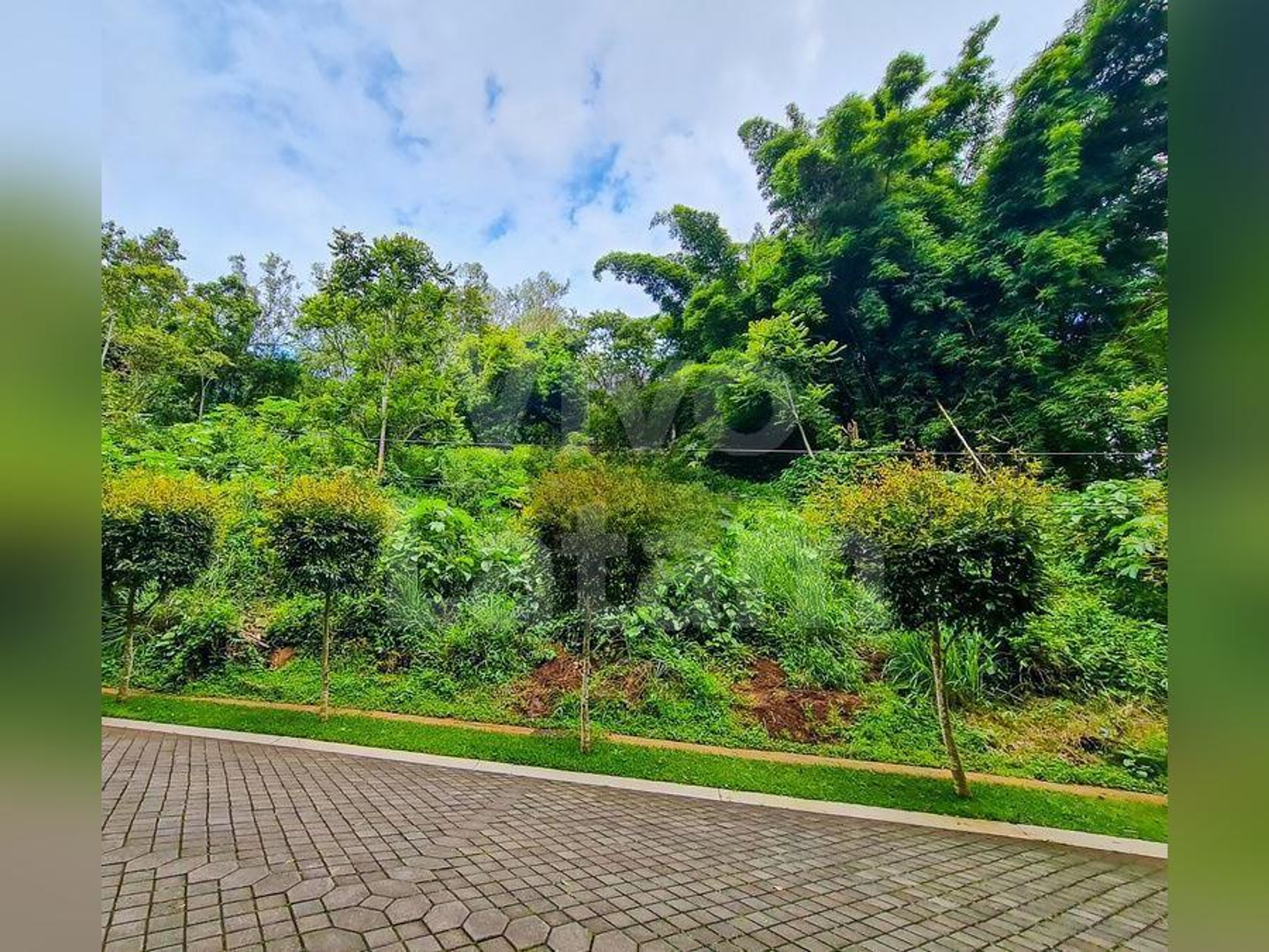 Residential land for sale in Residencial Palmira