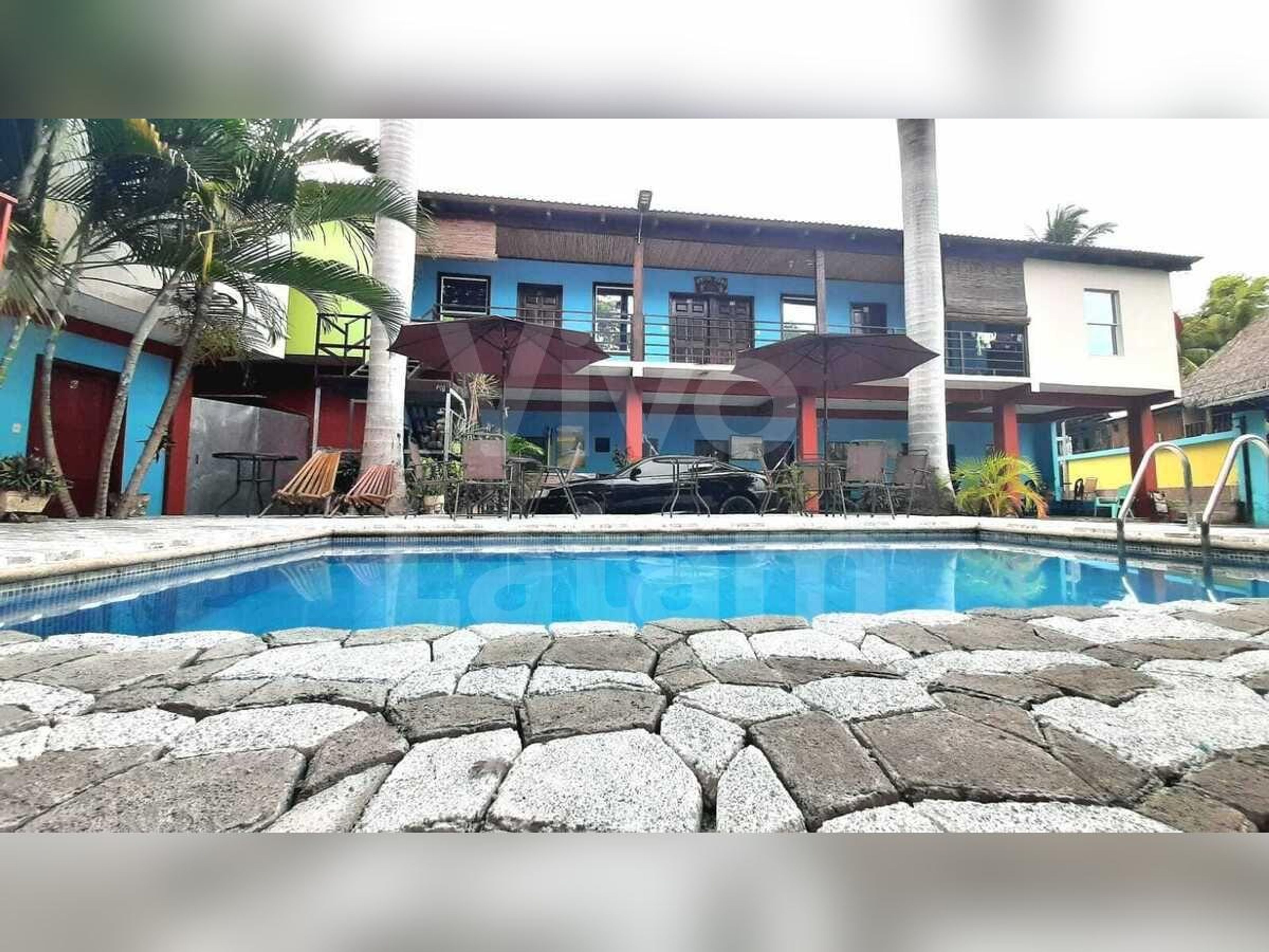 Commercial building for sale in Tamanique