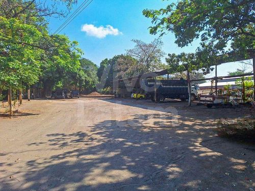 Terreno comercial en venta en Soyapango