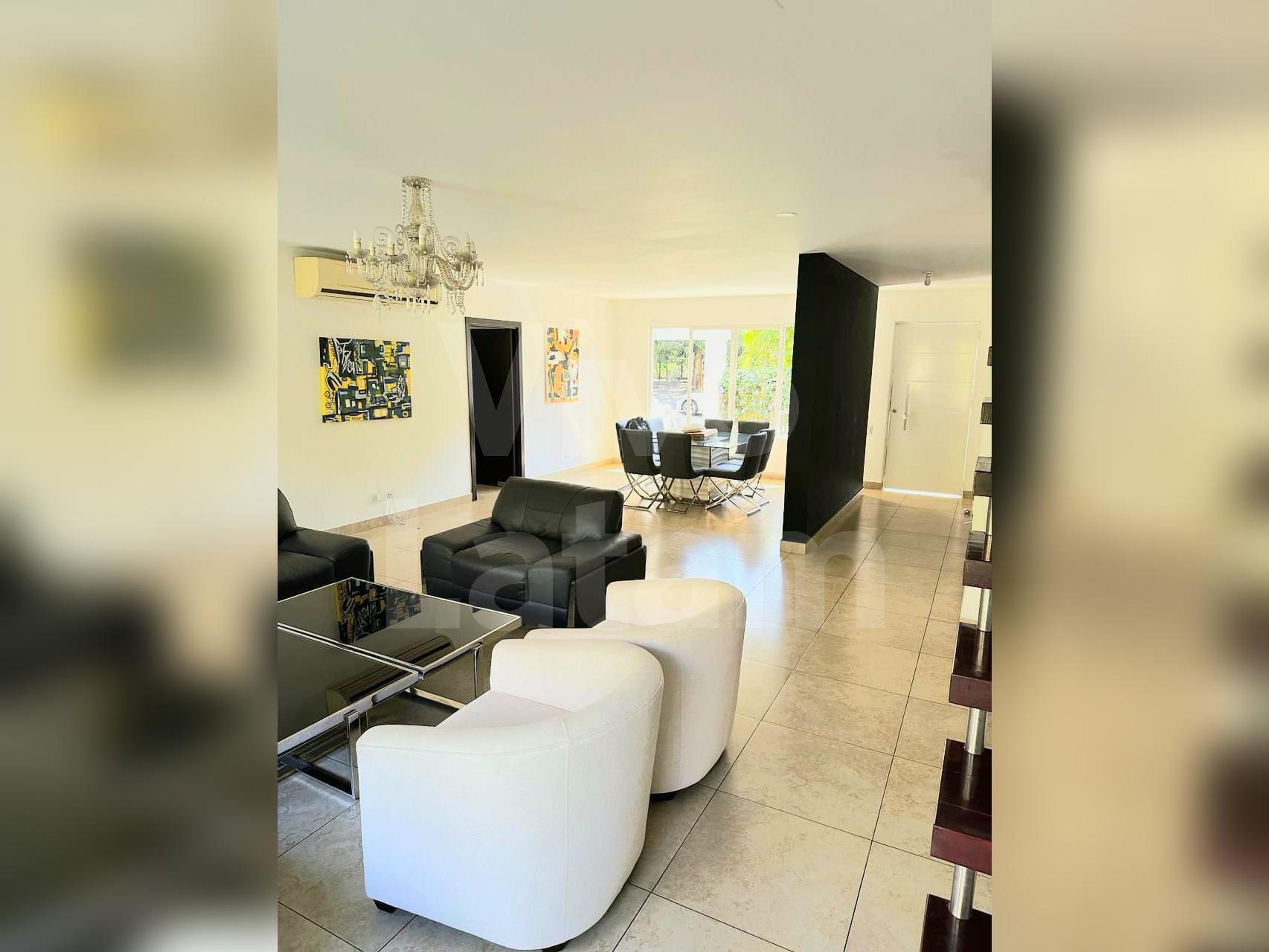 Casa en venta en Alturas De Tenerife