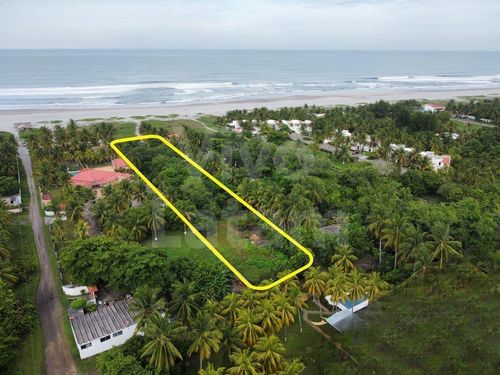 Residential lot for sale in Costa del Sol Beach