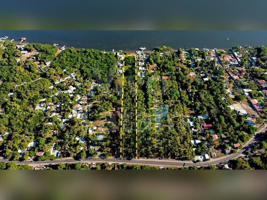 Residential lot for sale in Costa del Sol Beach