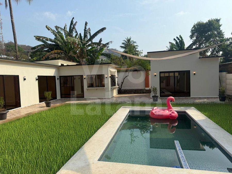 Casa de playa en venta en Playa Mizata