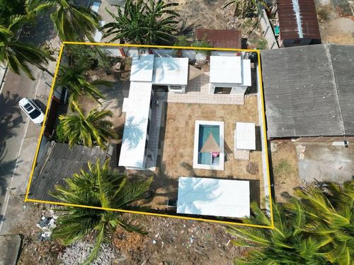 Home for sale in Mizata Beach