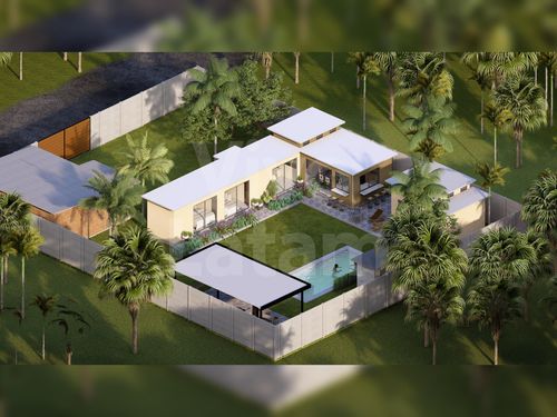 Home for sale in Costa del Sol Beach