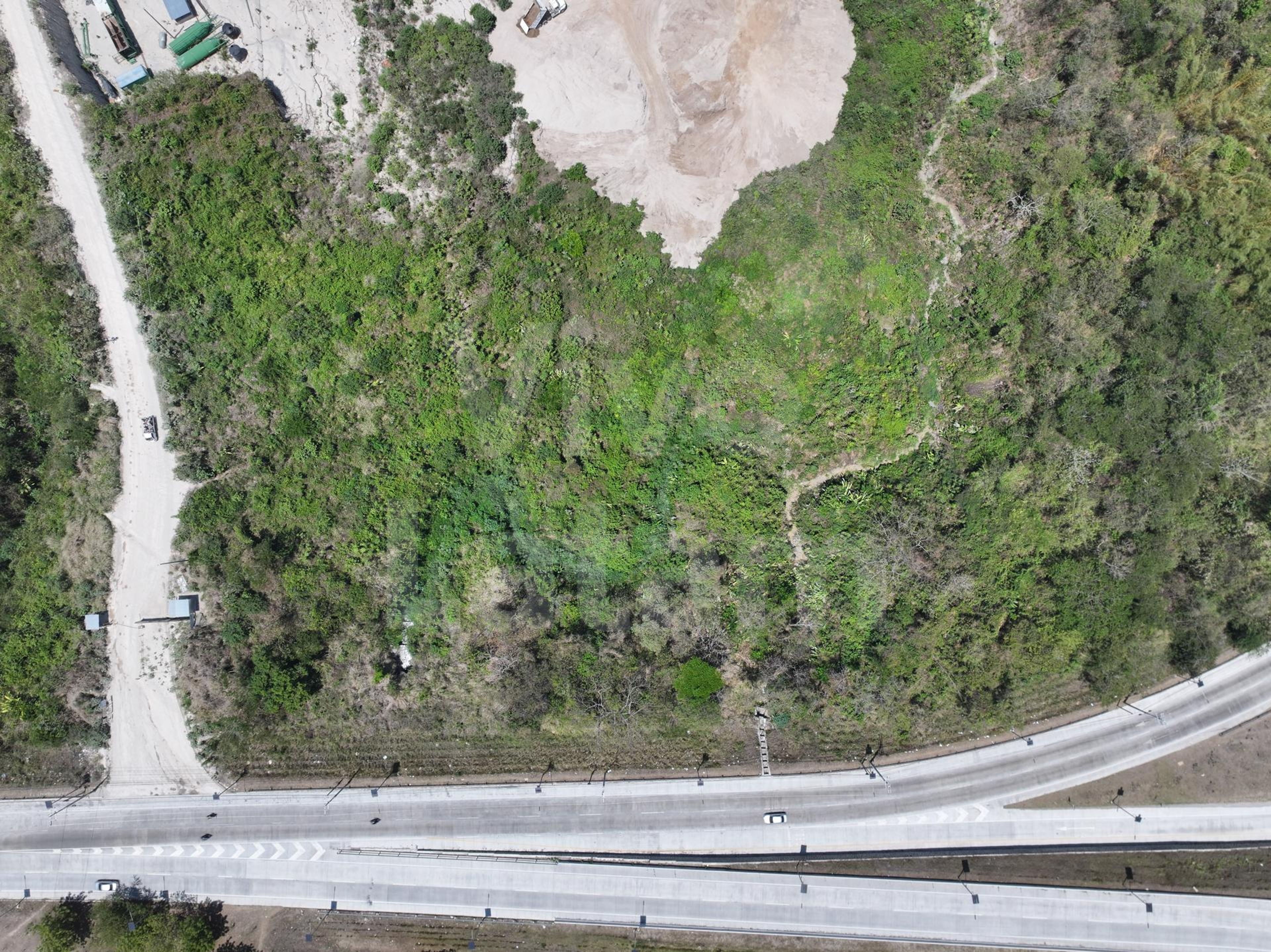 Industrial land for sale in Parque Industrial Apachulco