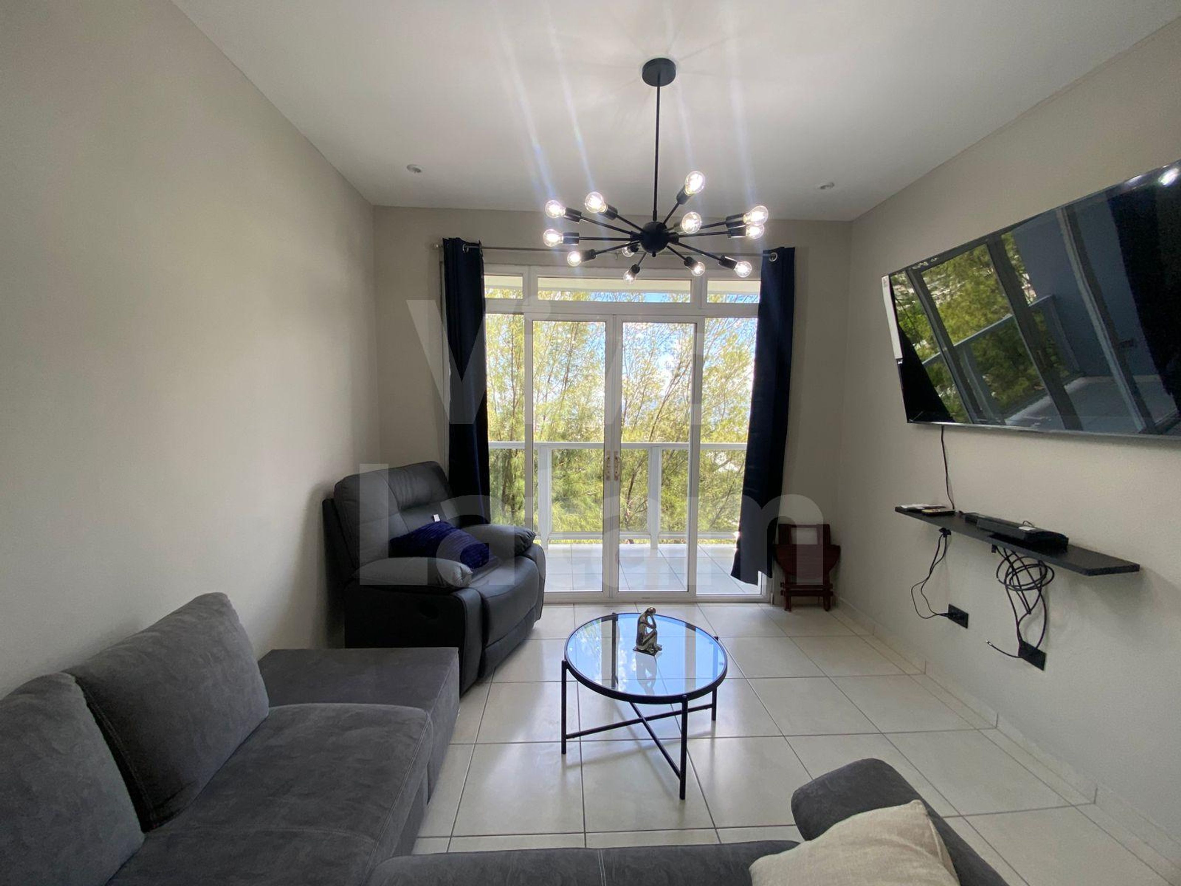 Apartamento en alquiler en Colonia Escalón