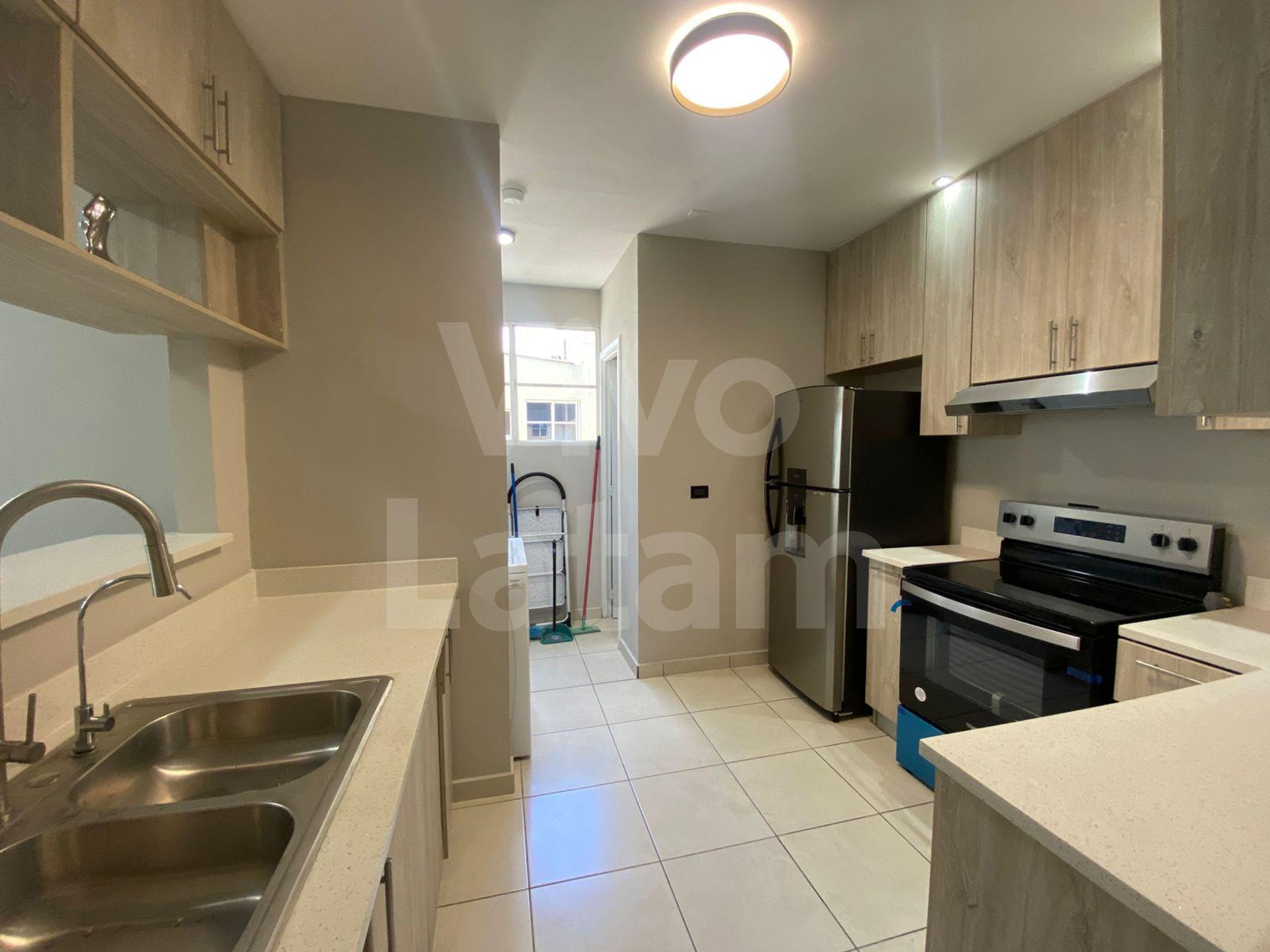Apartamento en alquiler en Colonia Escalón