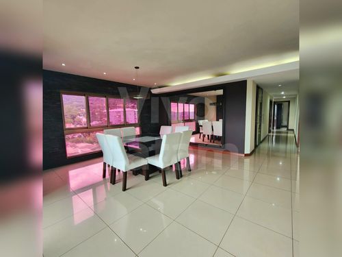 Apartamento en alquiler en Colonia Escalón