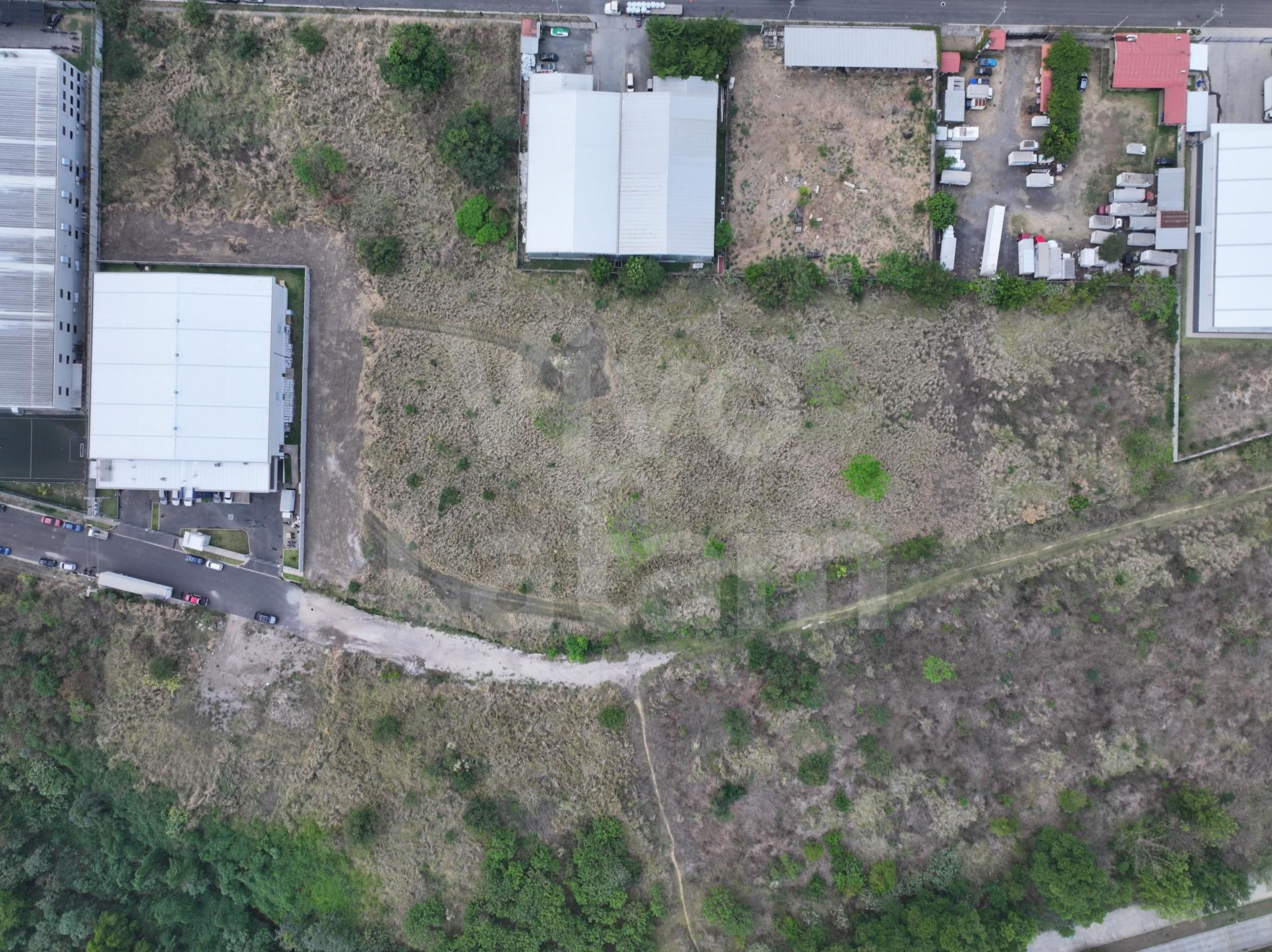 Industrial land for sale in Industrial Intercomplex Park