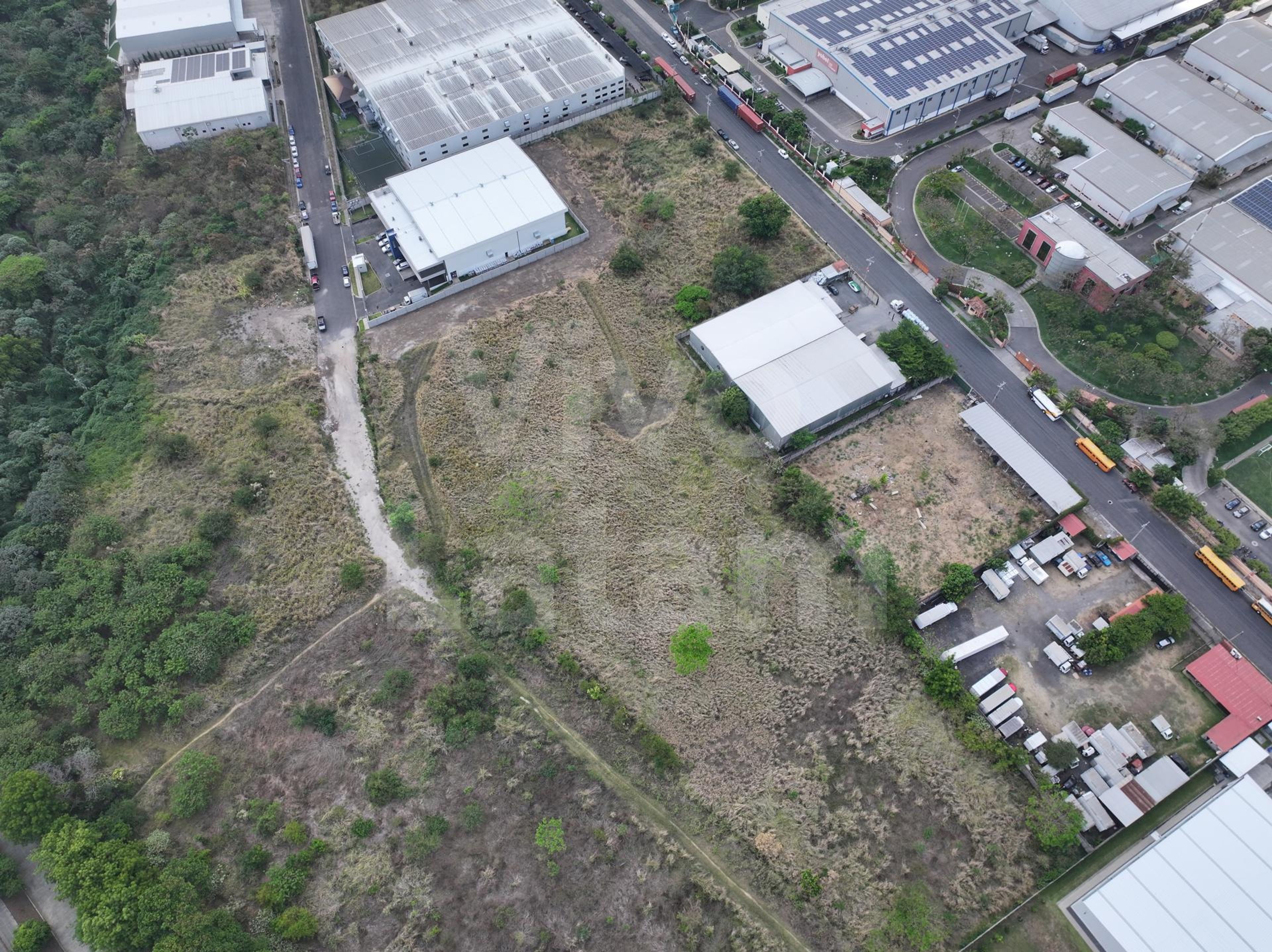 Industrial land for sale in Industrial Intercomplex Park