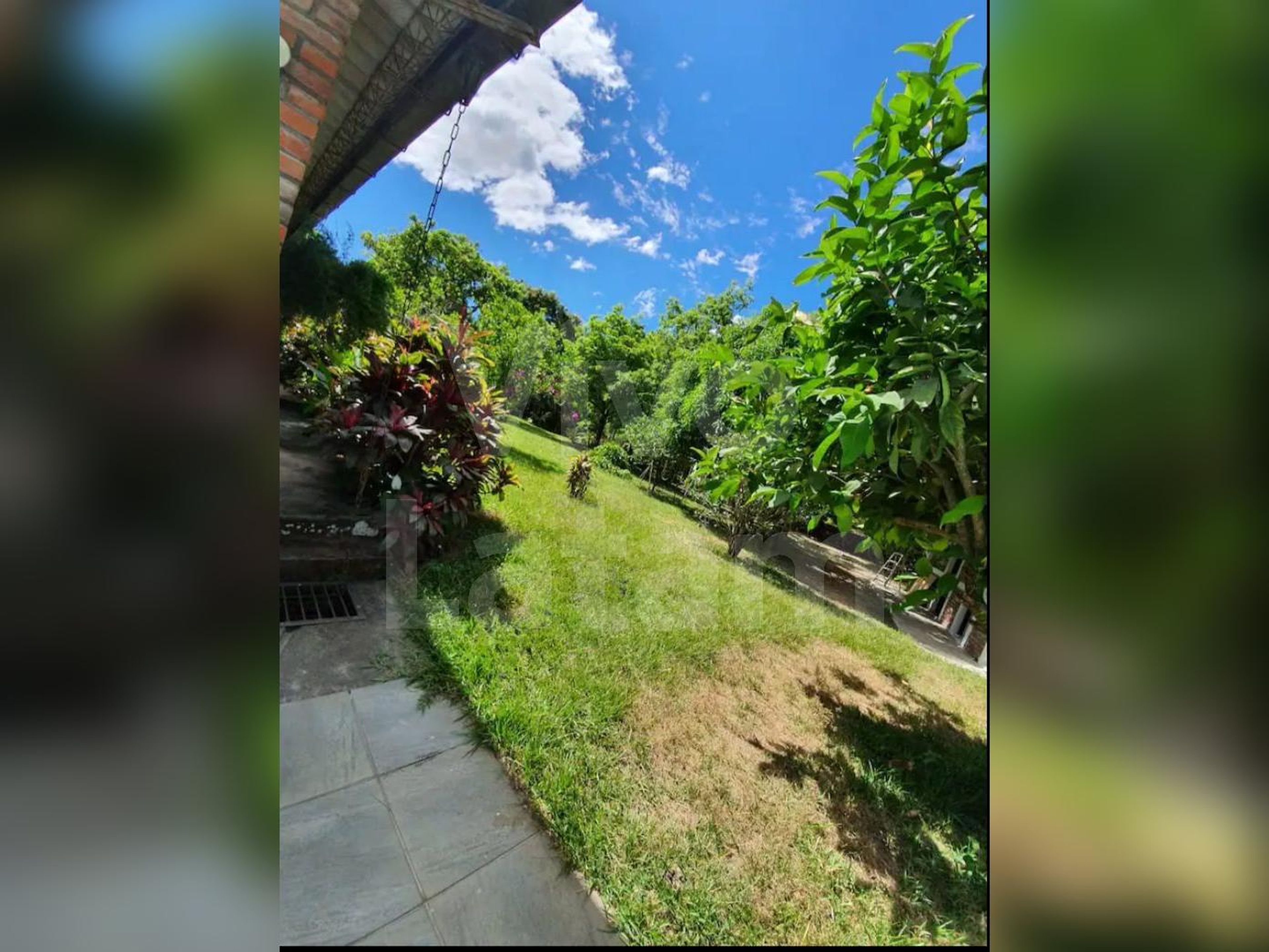 Home for sale in Suchitoto