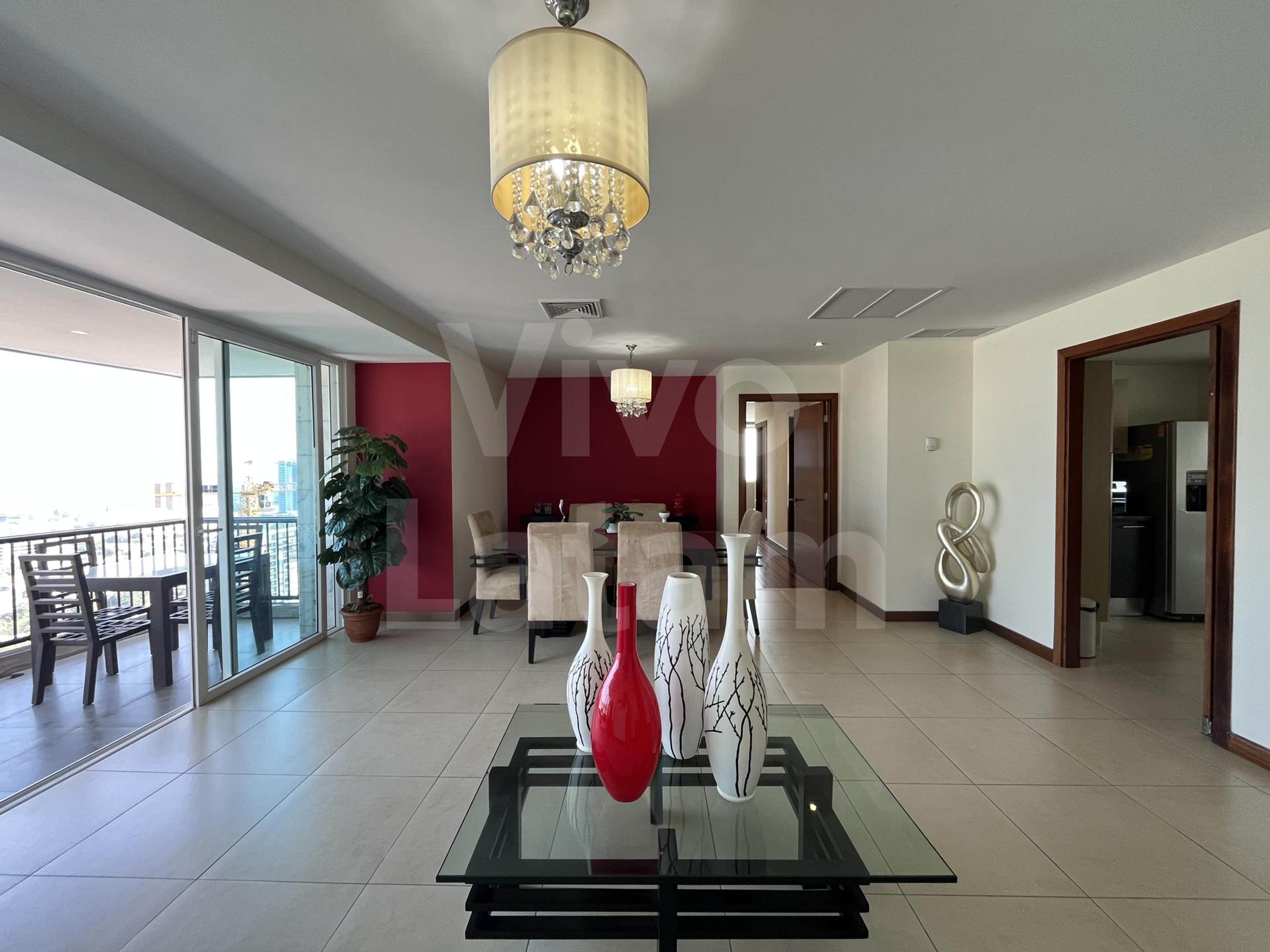 Apartment for rent in Torre Alisios 115