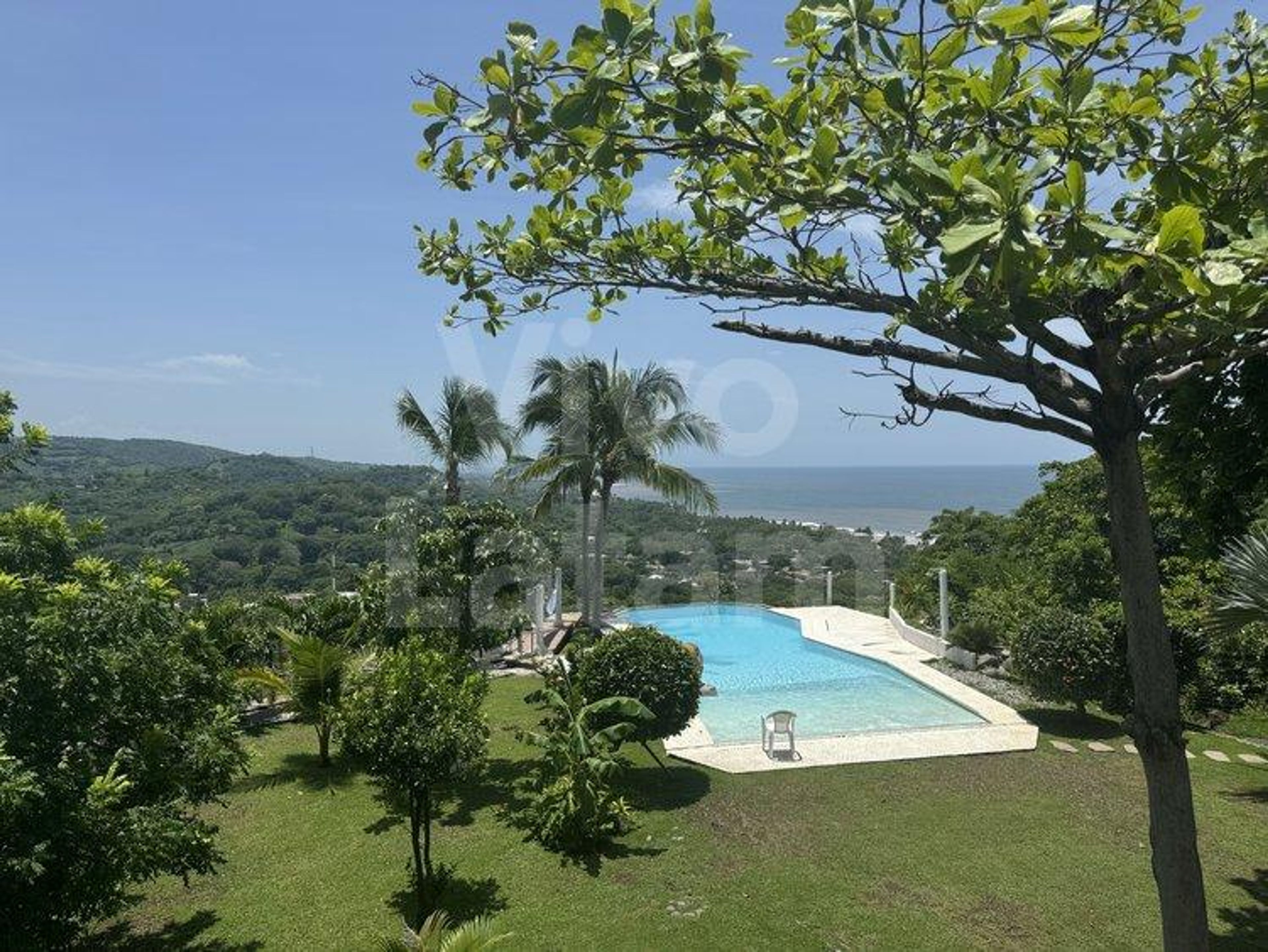 Home for sale in Tamanique