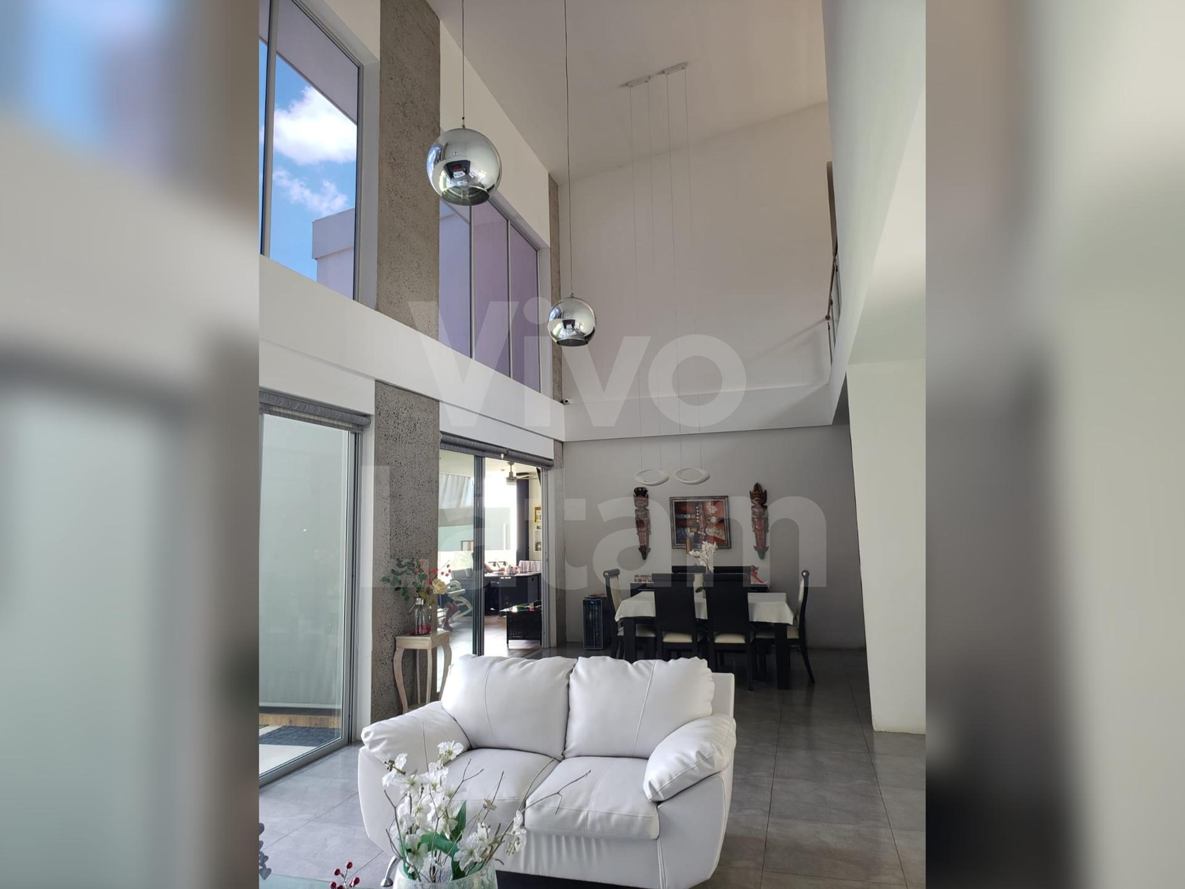 Casa en alquiler en Residencial La Florida