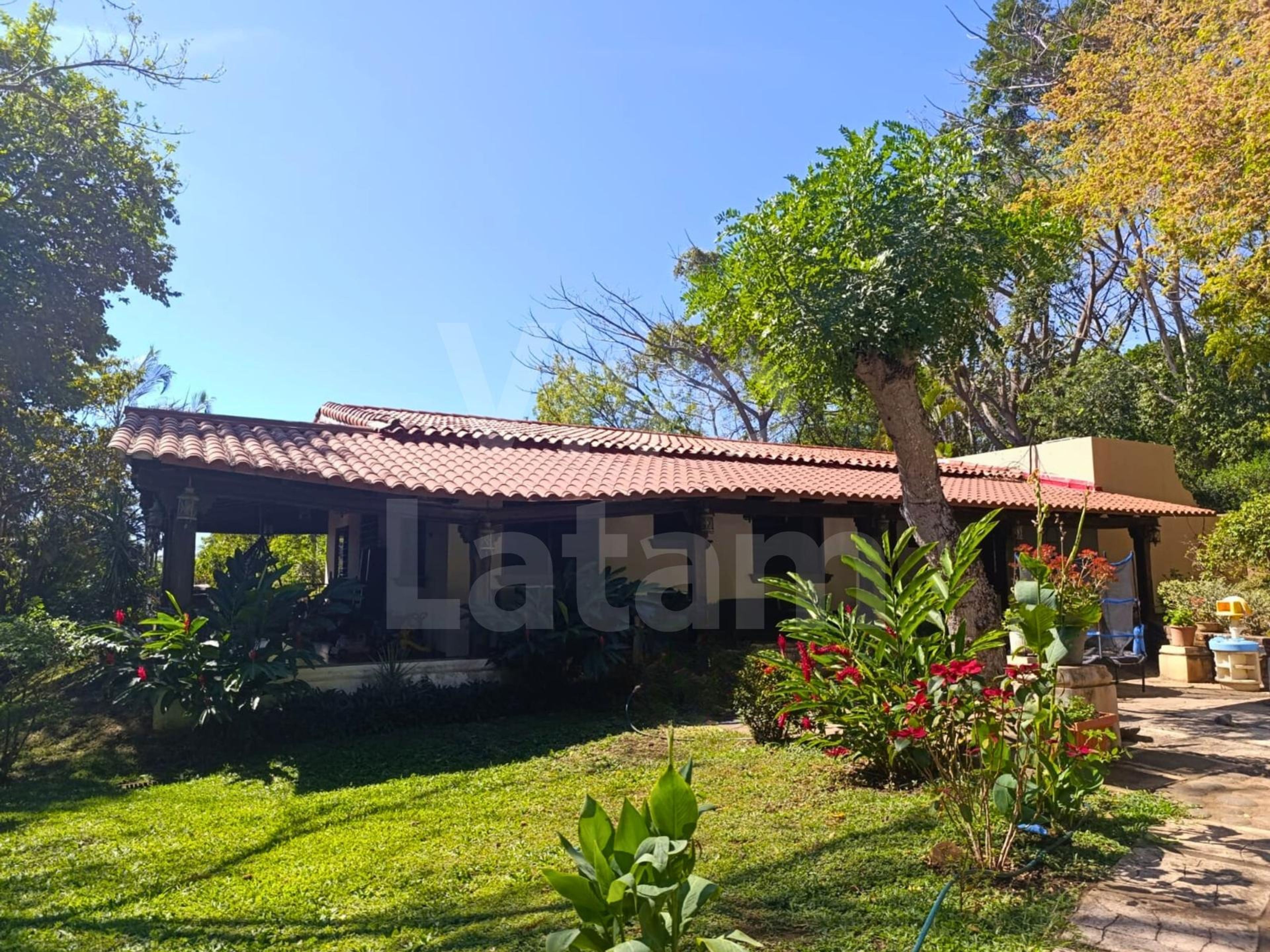 Casa en venta en San José Villanueva