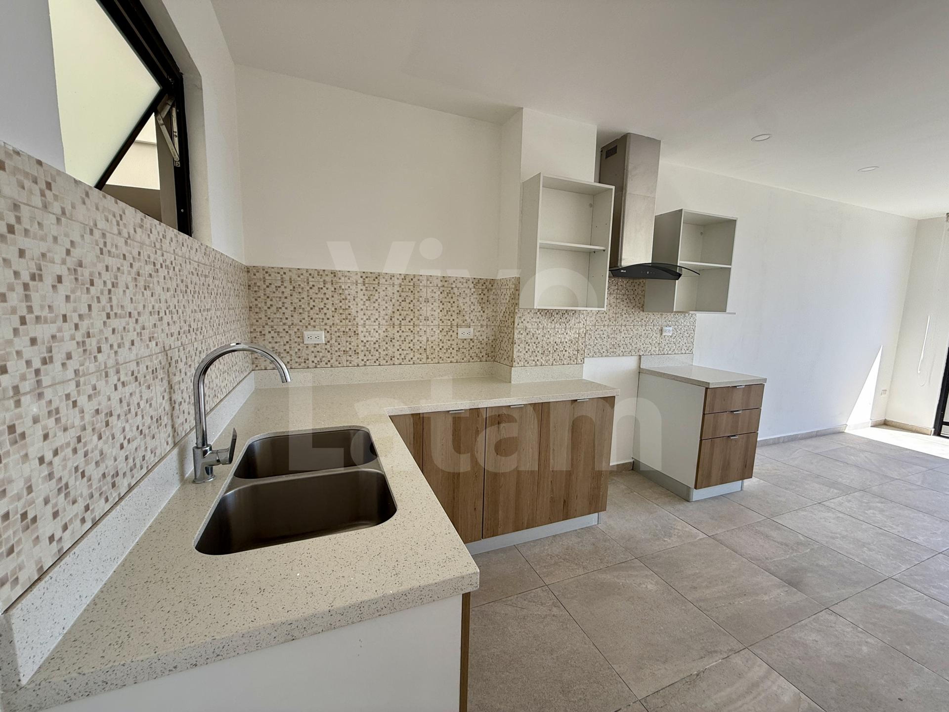 Apartamento en venta en Condominio 71