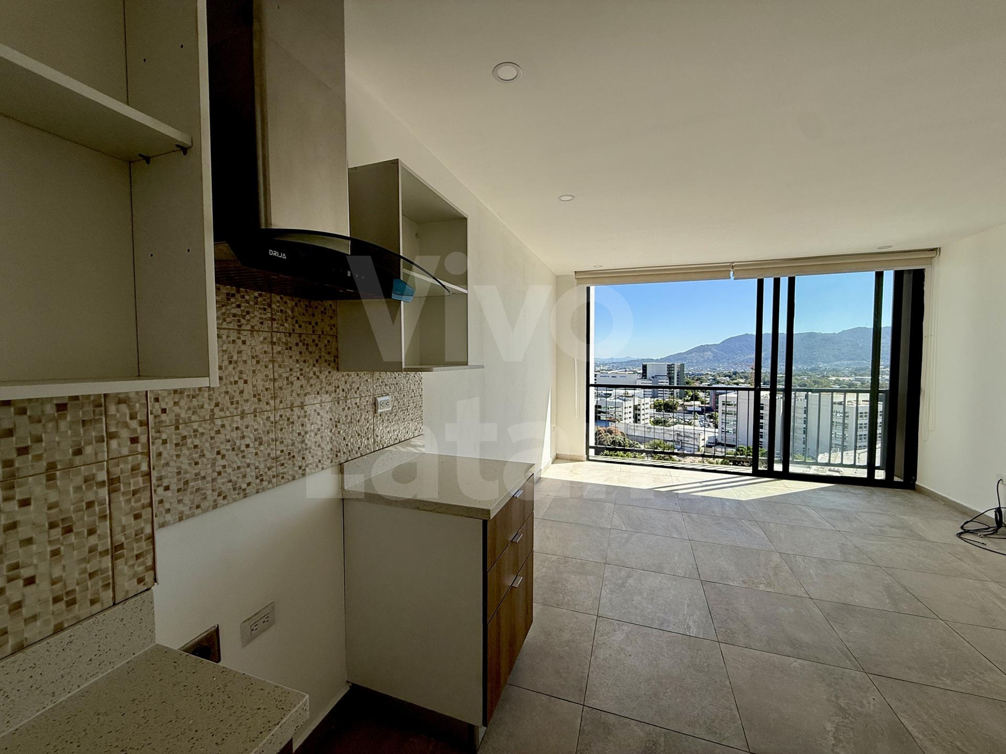 Apartamento en venta en Condominio 71